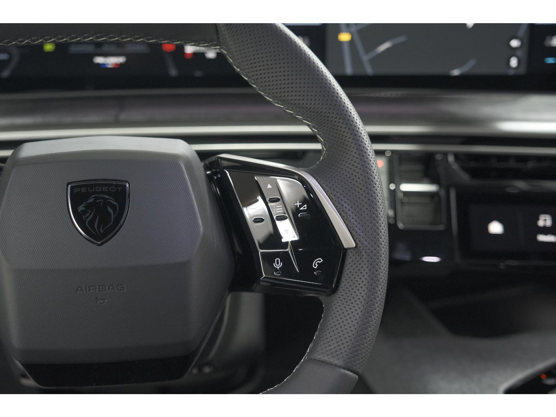 Peugeot 3008 1.2 Hybrid 145 GT | Adaptieve Cruise Control | Camera | Elektrische Kofferklep | Apple Carplay