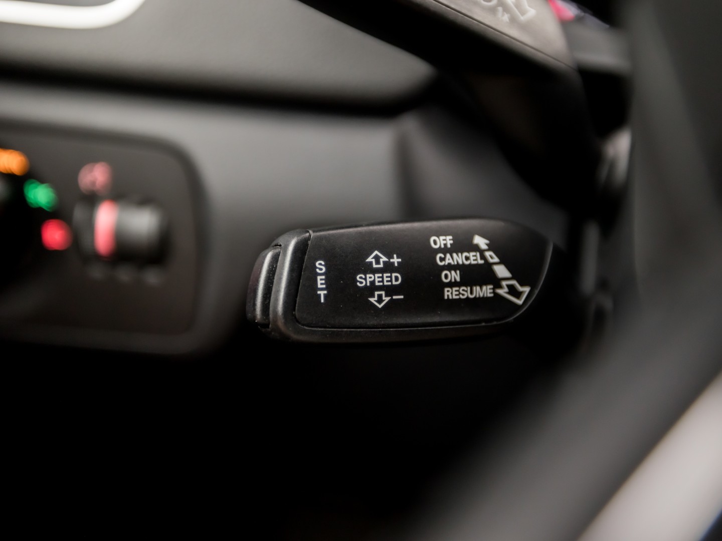 Audi Q3 2.0 TFSI Quattro Sport 211Pk Automaat (NAVIGATIE, CLIMATE, ZWART HEMEL, BRUIN LEDER, SPORTSTOELEN, CRUISE, PARKEERSENSOREN, XENON, NIEUWSTAAT)