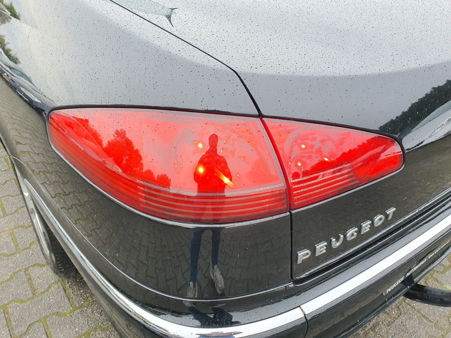 Peugeot 607 2.7 HDiF Executive Ivoire-Pack Aut. *PANO | XENON | NAPPA-FULL-LEATHER | NAVI-FULLMAP | CRUISE | MEMORY-PACK | HEATD-COMFORTSEATS | TOWBAR | HEATED-SEATS | 17"ALU*