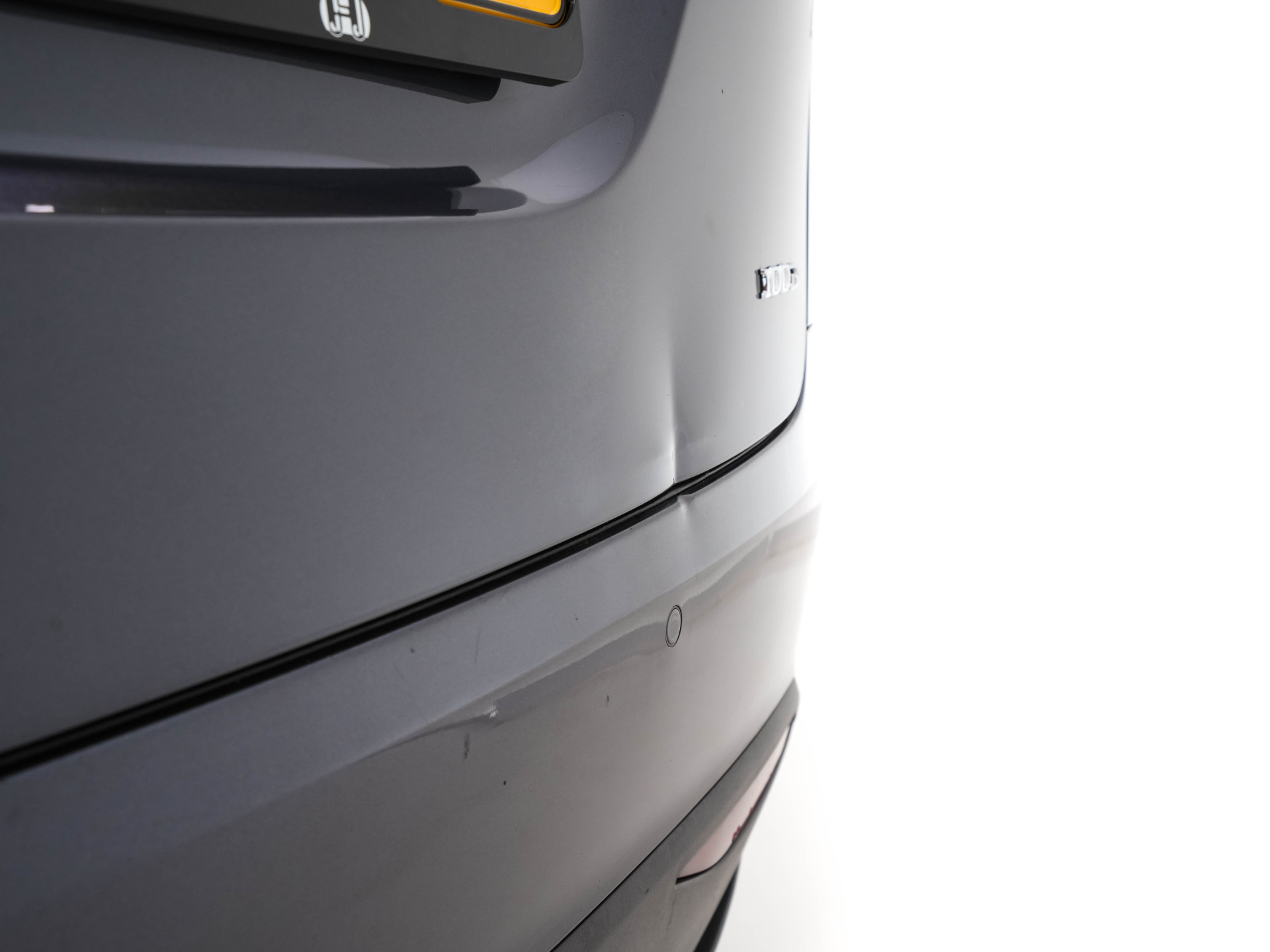 Tesla Model X 100D AWD [ 3-Fase ] Aut. *PANO-WINDOW | AUTO-PILOT | LEATHER | SURROUND-VIEW | NAVI-FULLMAP | FULL-LED | AIR-SUSPENSION | DIGI-COCKPIT | KEYLESS | CAMERA | DAB+ | HEATED-COMFORTSEATS | TOWBAR |  20''ALU*