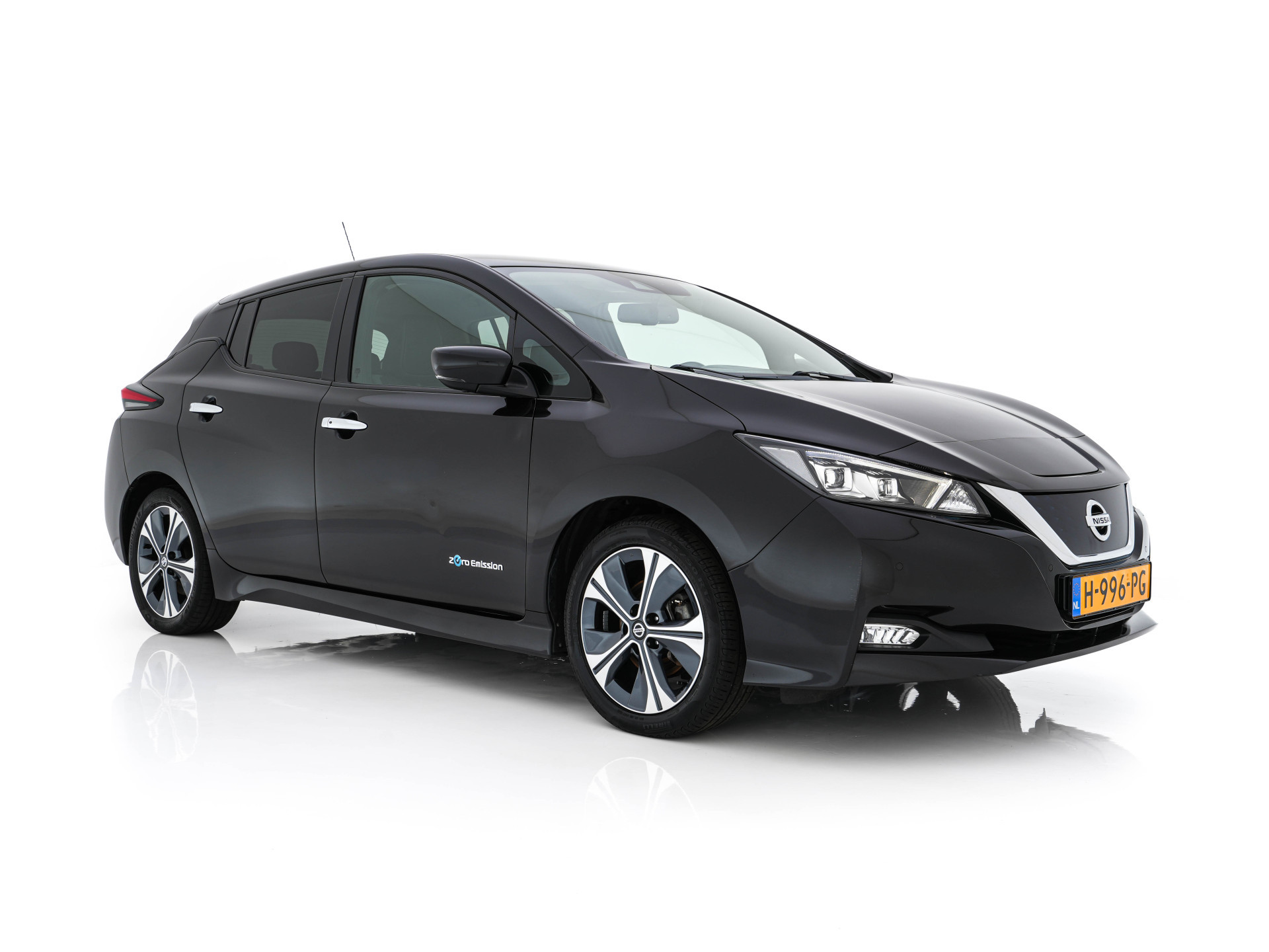 Nissan LEAF Tekna 40 kWh (SOH-83%) (INCL-BTW) *Aut.*LEATHER | FULL-LED | BOSE-AUDIO | TOPVIEW | DAB | KEYLESS | NAVI-FULLMAP | DAB | HEATED-COMFORTSEATS | PRIVACY-GLASS | ADAPTIVE-CRUISE | 17''ALU*