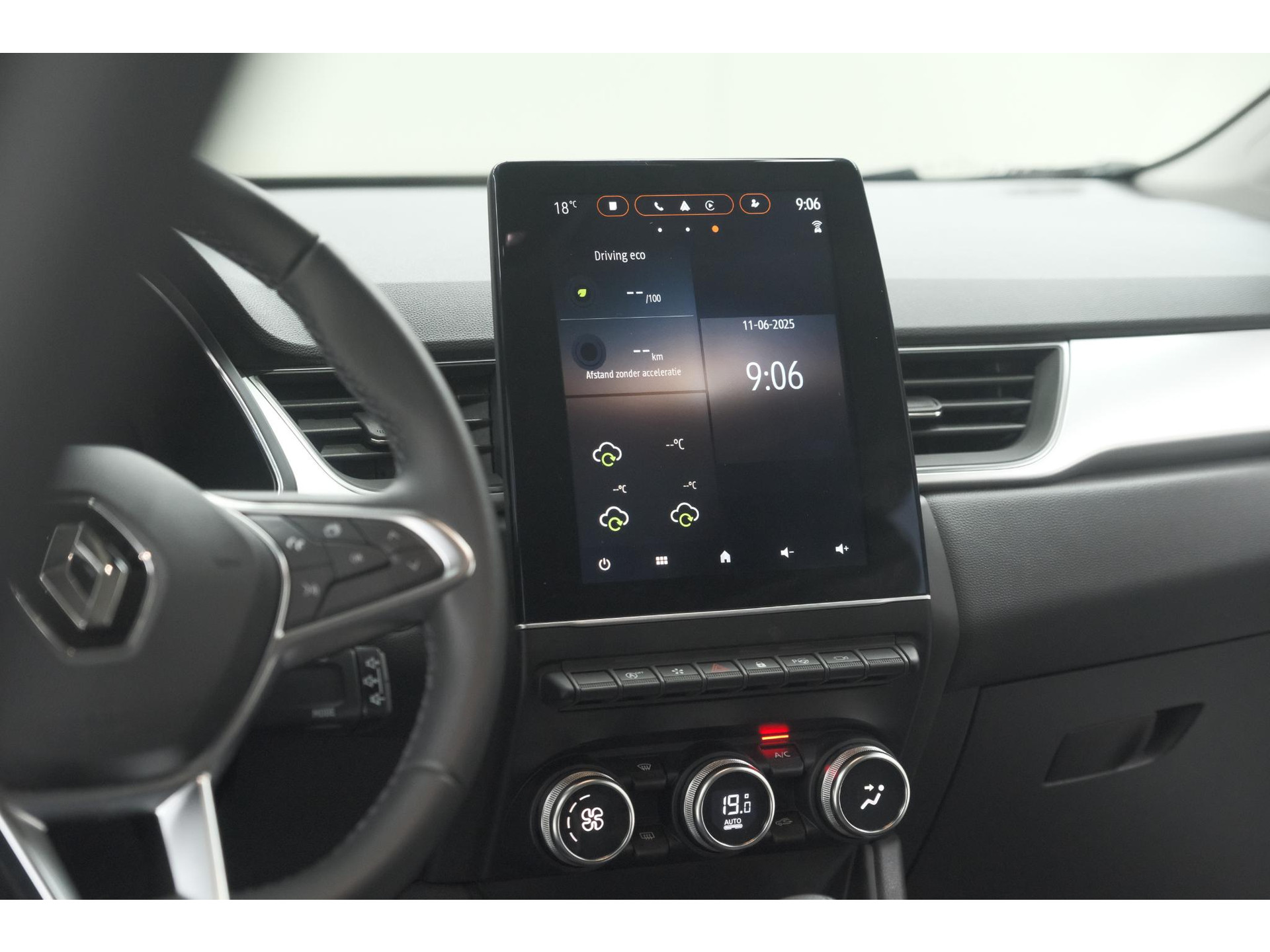 Renault Captur Mild Hybrid 140 EDC Techno | Trekhaak | 360 Camera | 9.3 Inch Grootscherm | Apple Carplay | Parkeersensoren