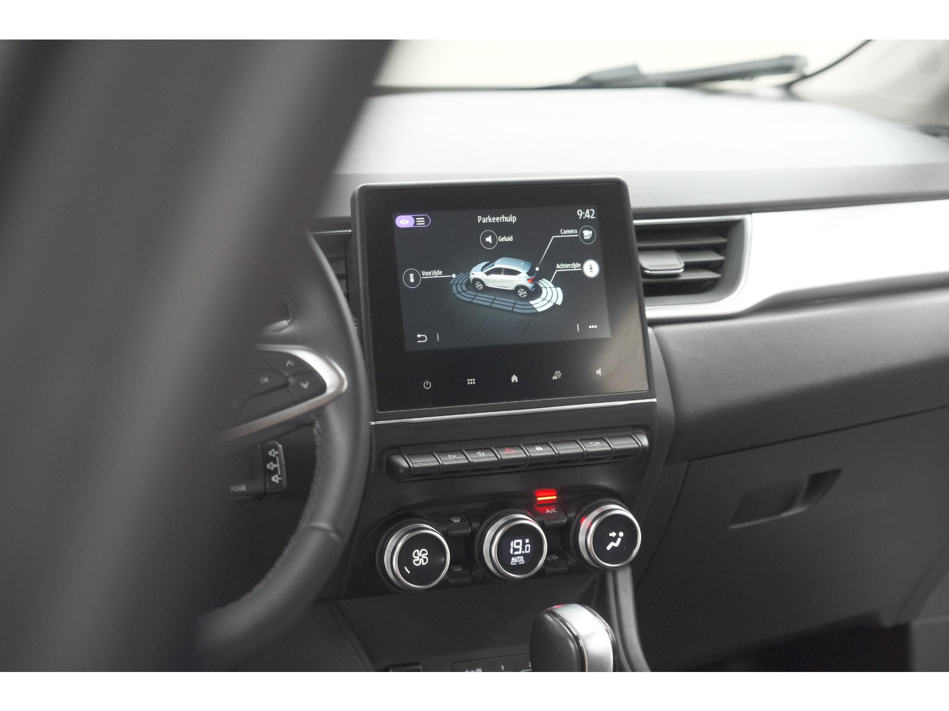Renault Captur 1.6 E-Tech full hybrid 145 techno | Camera | Parkeersensoren | Climate control | Keyless