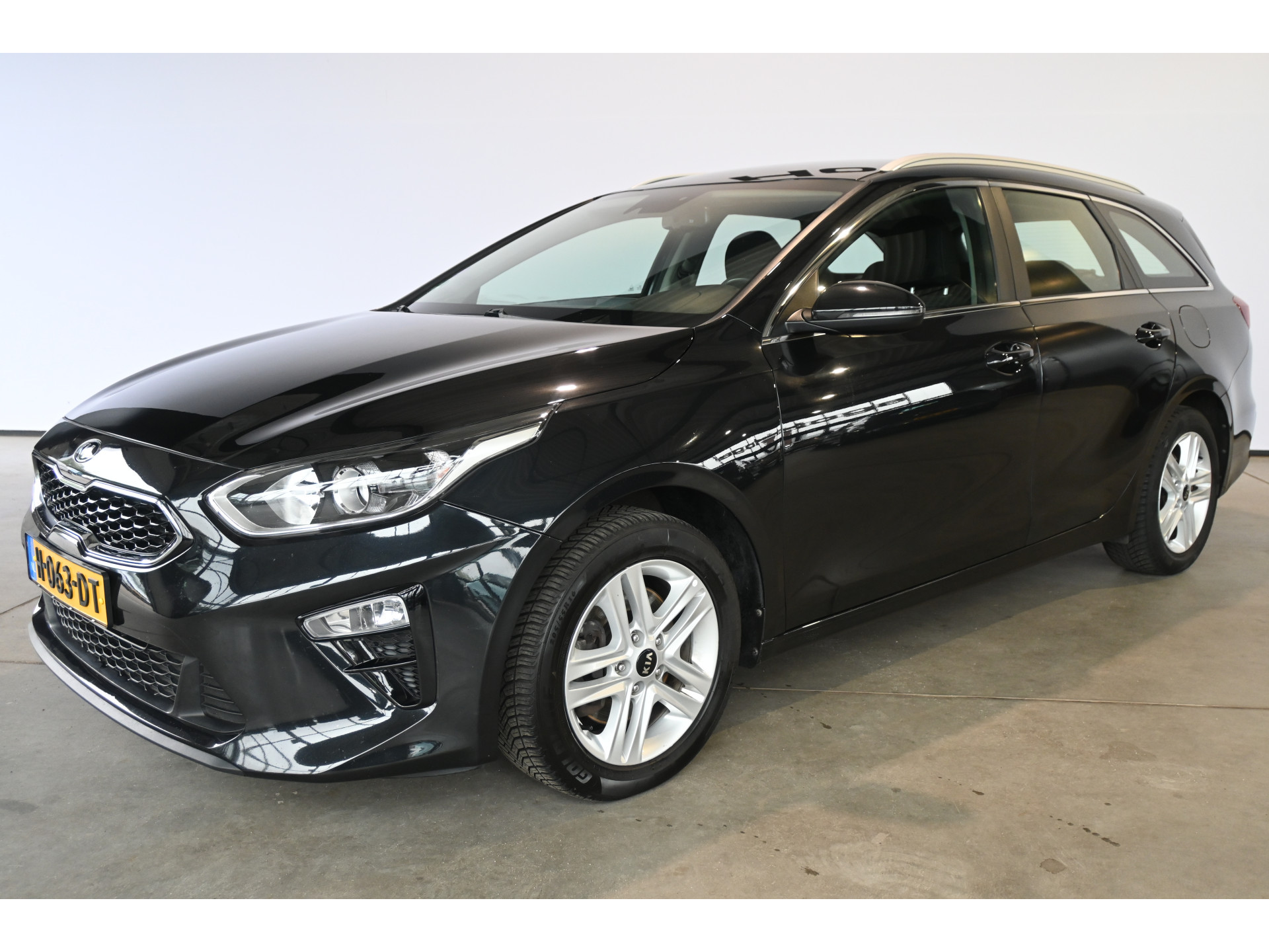 Kia Ceed Sportswagon 1.0 T-GDi DynamicLine Clima Navigatie Cruise control Inruil mogelijk
