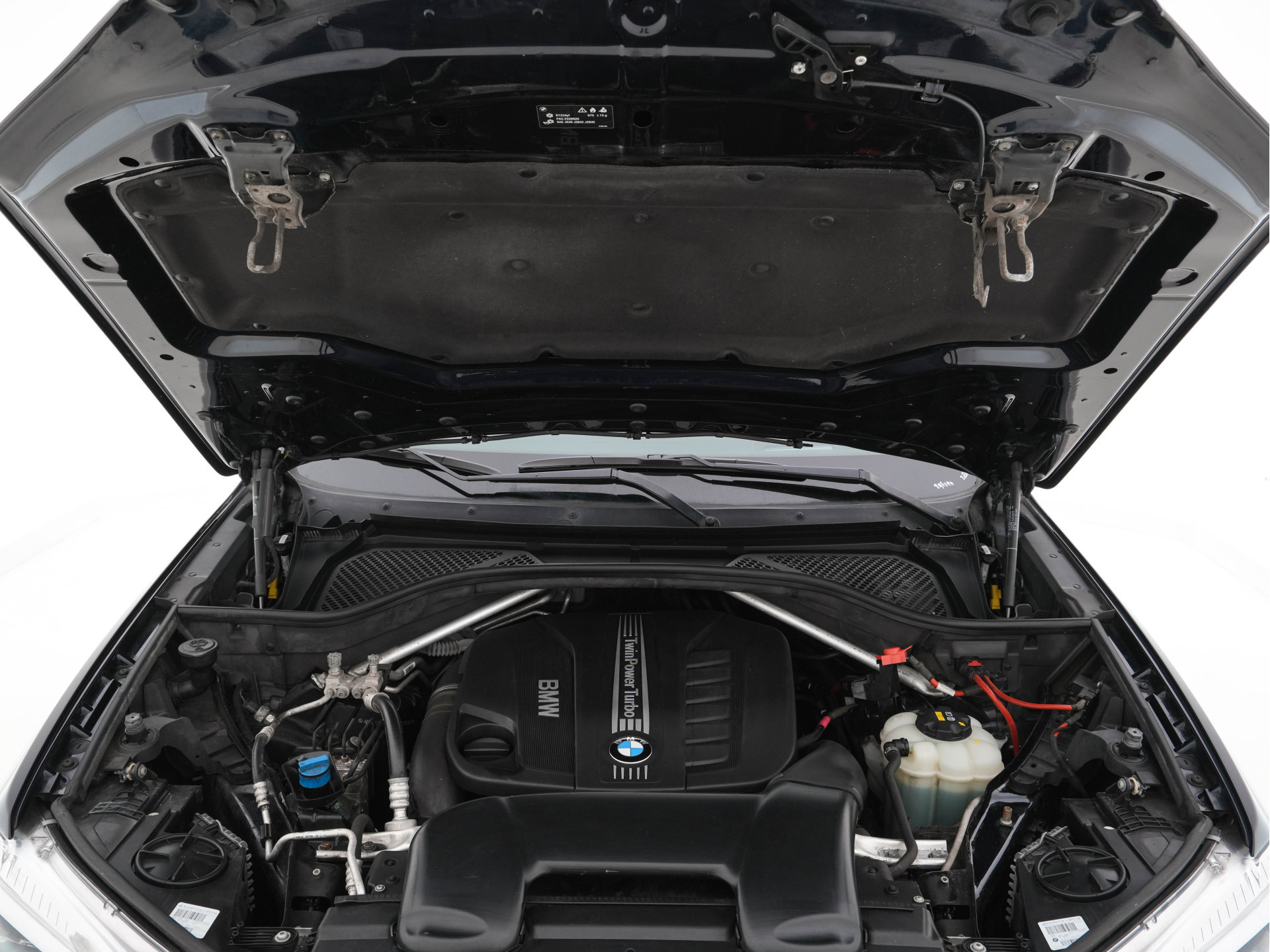 BMW X5 xDrive30d High Executive M-Sportpack Aut. *PANO | LUXURY-LEATHER | FULL-LED | HARMAN/KARDON-SURROUND | HEAD-UP | MEMORY-PACK | DIGI-COCKPIT | KEYLESS | CAMERA | NAVI-FULLMAP | AMBIENT-LIGHT | HEATED-COMFORT-SEATS | SHIFT-PADDLES