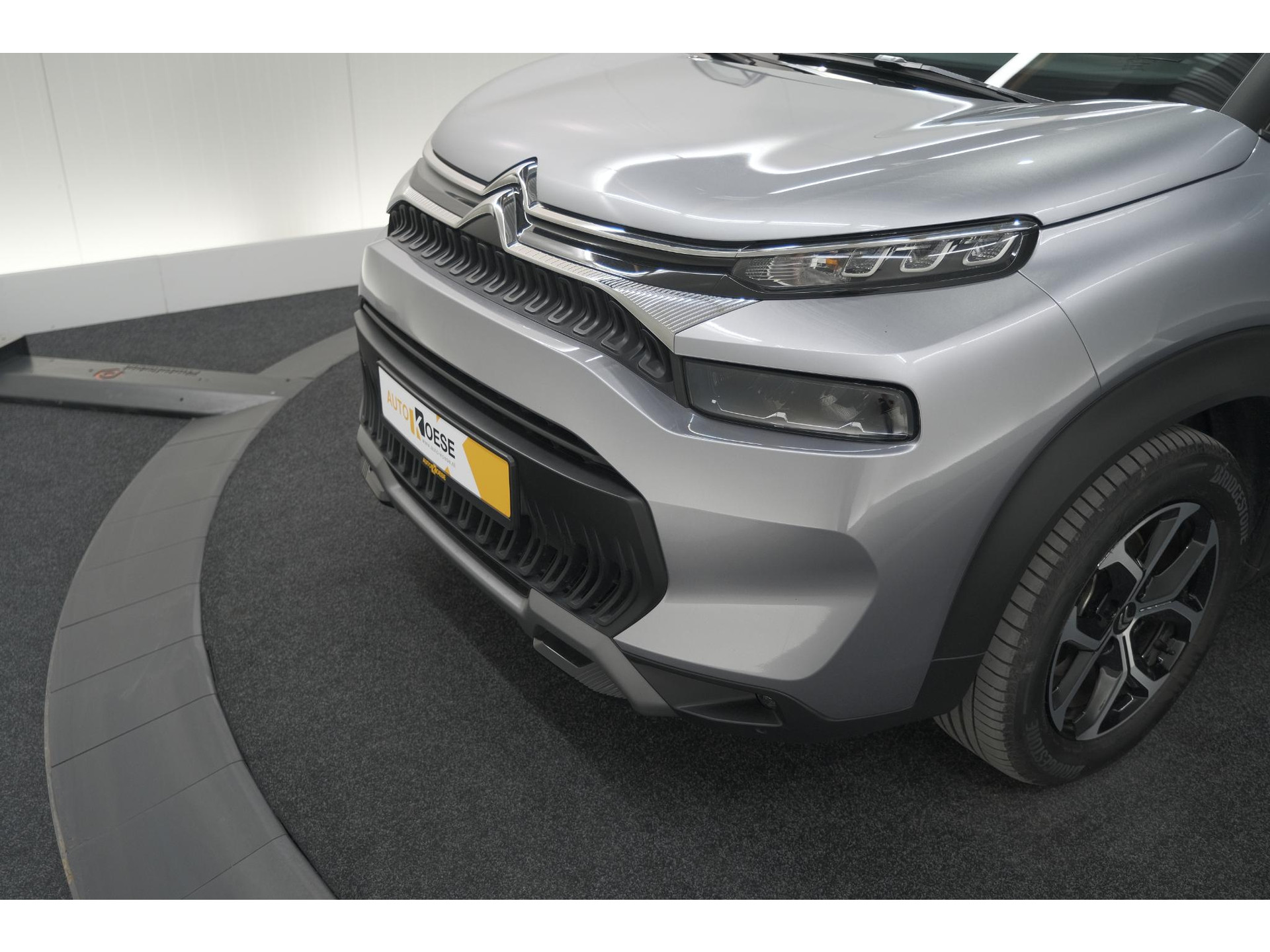 Citroen C3 Aircross PureTech 130 EAT6 Max | Parkeersensoren | Stoelverwarming | Apple Carplay | 16 Inch Lichtmetalen Velgen