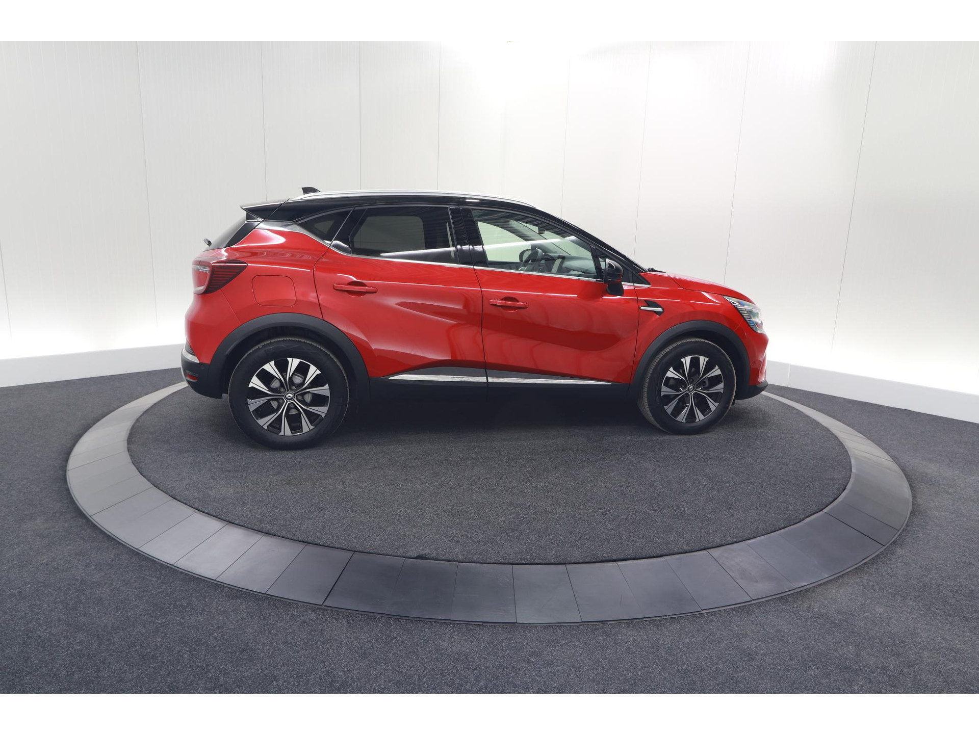 Renault Captur TCe 90 Techno | 360 Camera | 9.3 Inch Grootscherm | Apple Carplay | Navigatie