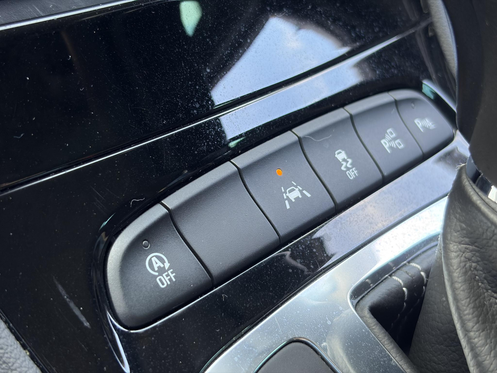 Opel Astra Sports Tourer 1.4 Business Executive ✓2 Eigenaar✓Camera✓Navi✓Trekhaakt✓Carplay✓Stoelverw✓Stuurverw✓Automaat✓Dealer Onderhouden✓Keyless✓Clima✓Cruise✓Pdc V+A✓Halfleder✓Comfortstoelen✓150pk✓Rijstrooksensor✓Dodehoeksensor✓Elekt Stoelen✓Lm velgen✓N.