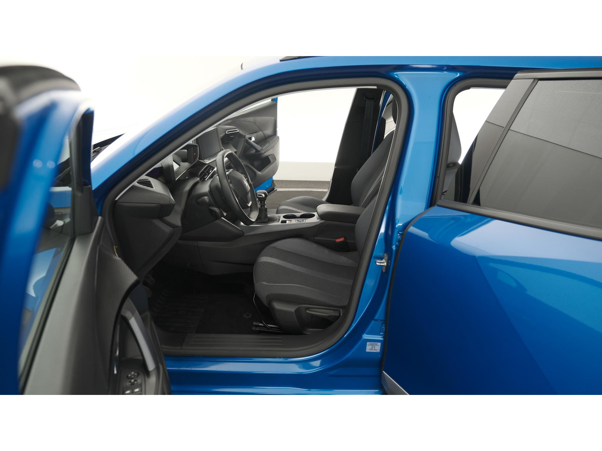 Peugeot 2008 PureTech 130 Allure | Trekhaak | Camera | Apple Carplay | Stoelverwarming | Parkeersensoren