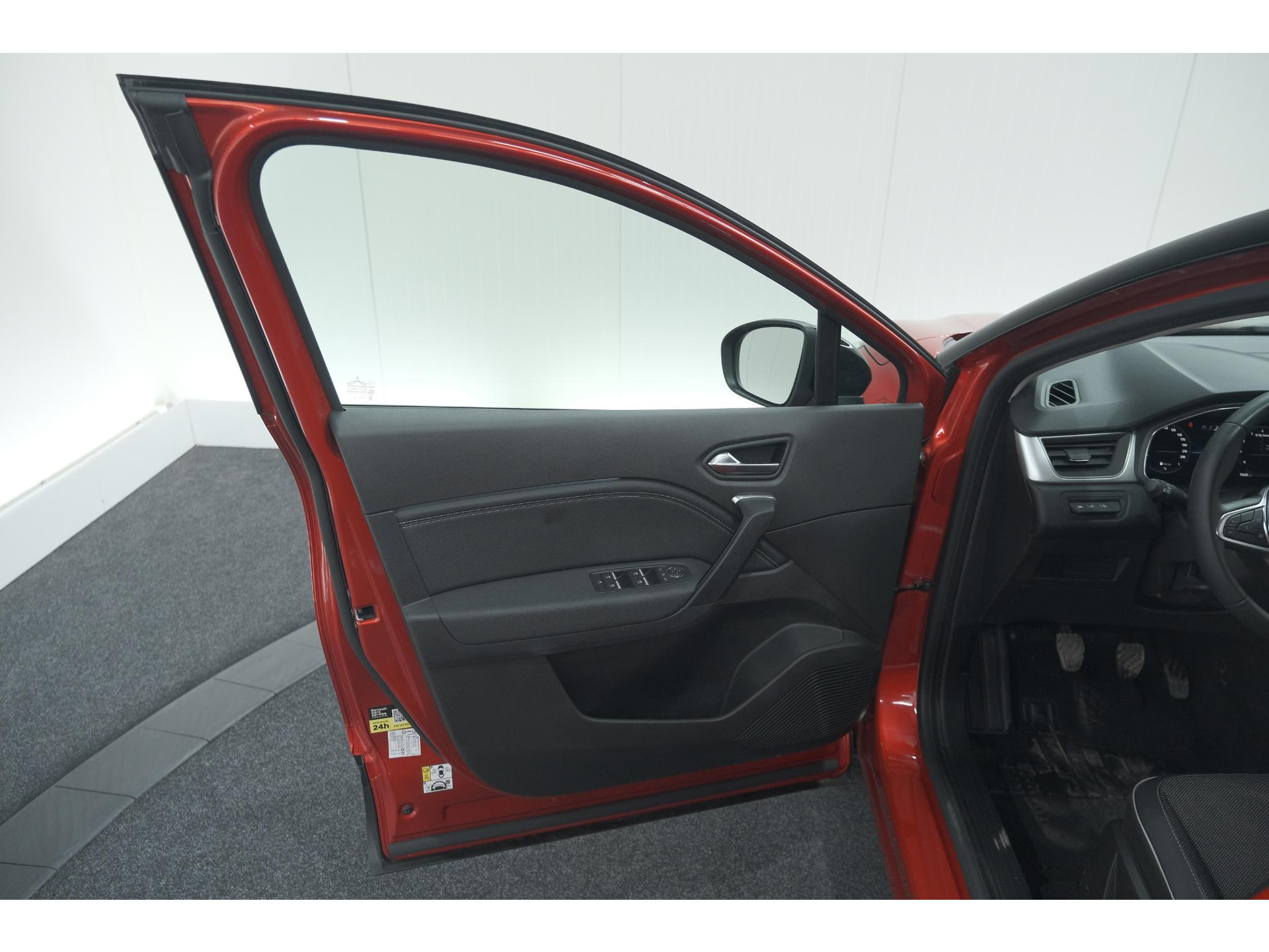 Renault Captur TCe 90 Techno | 360 Camera | 9.3 Inch Grootscherm | Apple Carplay | Navigatie