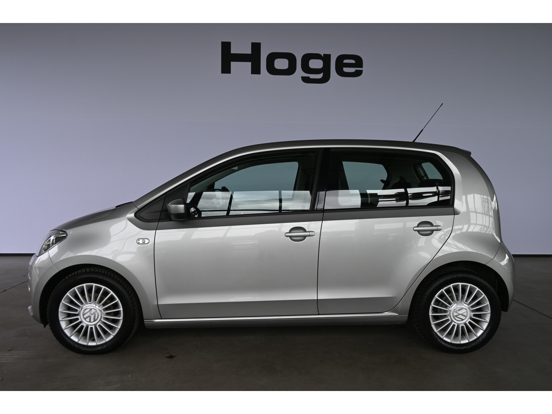 Volkswagen Up! 1.0 High Up! BlueMotion Airco Licht metaal Elektrisch Pakket! Goed Onderhouden! Inruil Mogelijk!