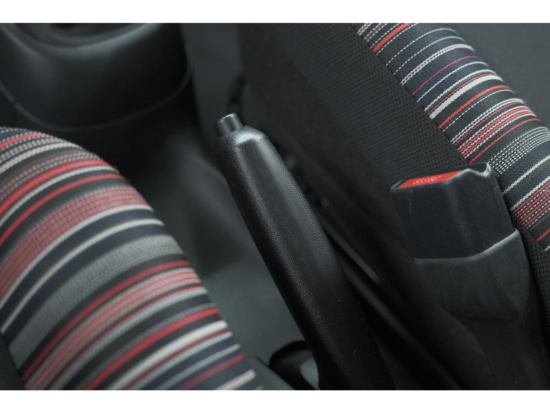 Citroen C1 1.0 e-VTi Feel | Camera | Airco | Lichtmetalen Velgen | DAB | 5 Deurs