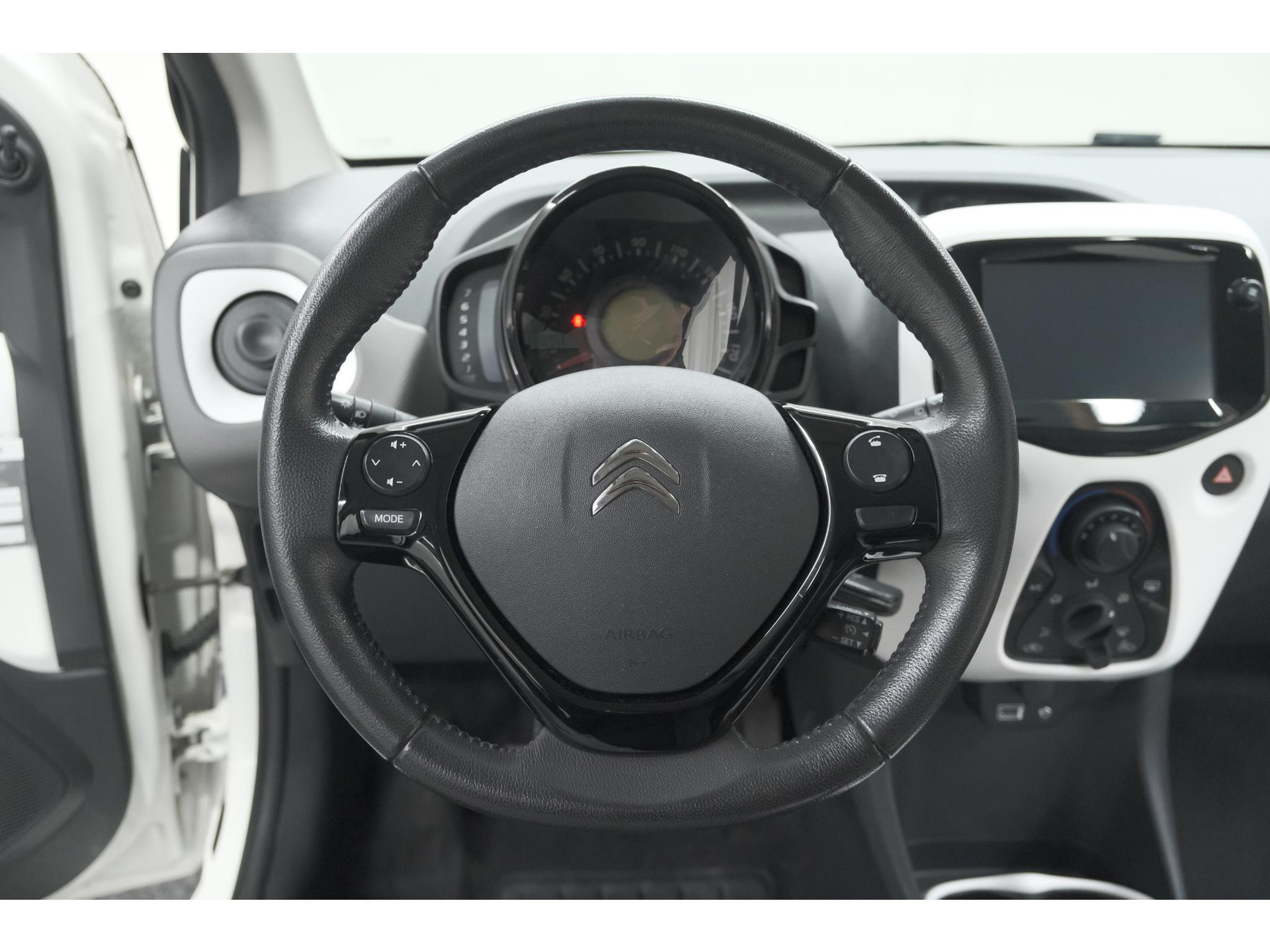 Citroen C1 1.0 VTi Feel | Camera | Apple Carplay | Airco | 5 Deurs