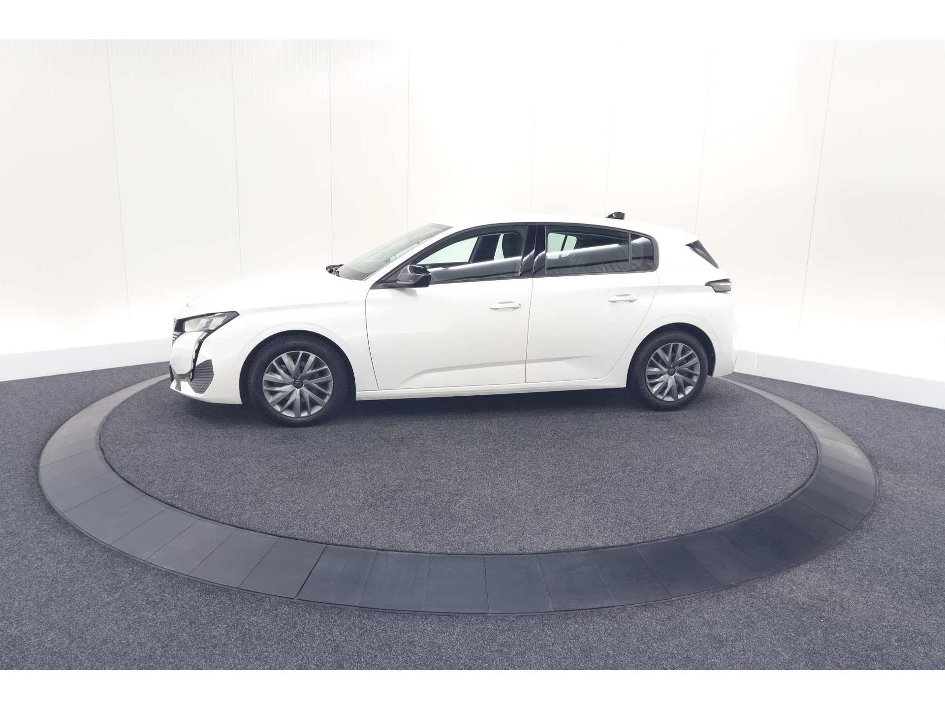 Peugeot 308 PureTech 110 Active Pack Business | Parkeersensoren | Apple Carplay | Navigatie | Cruise Control