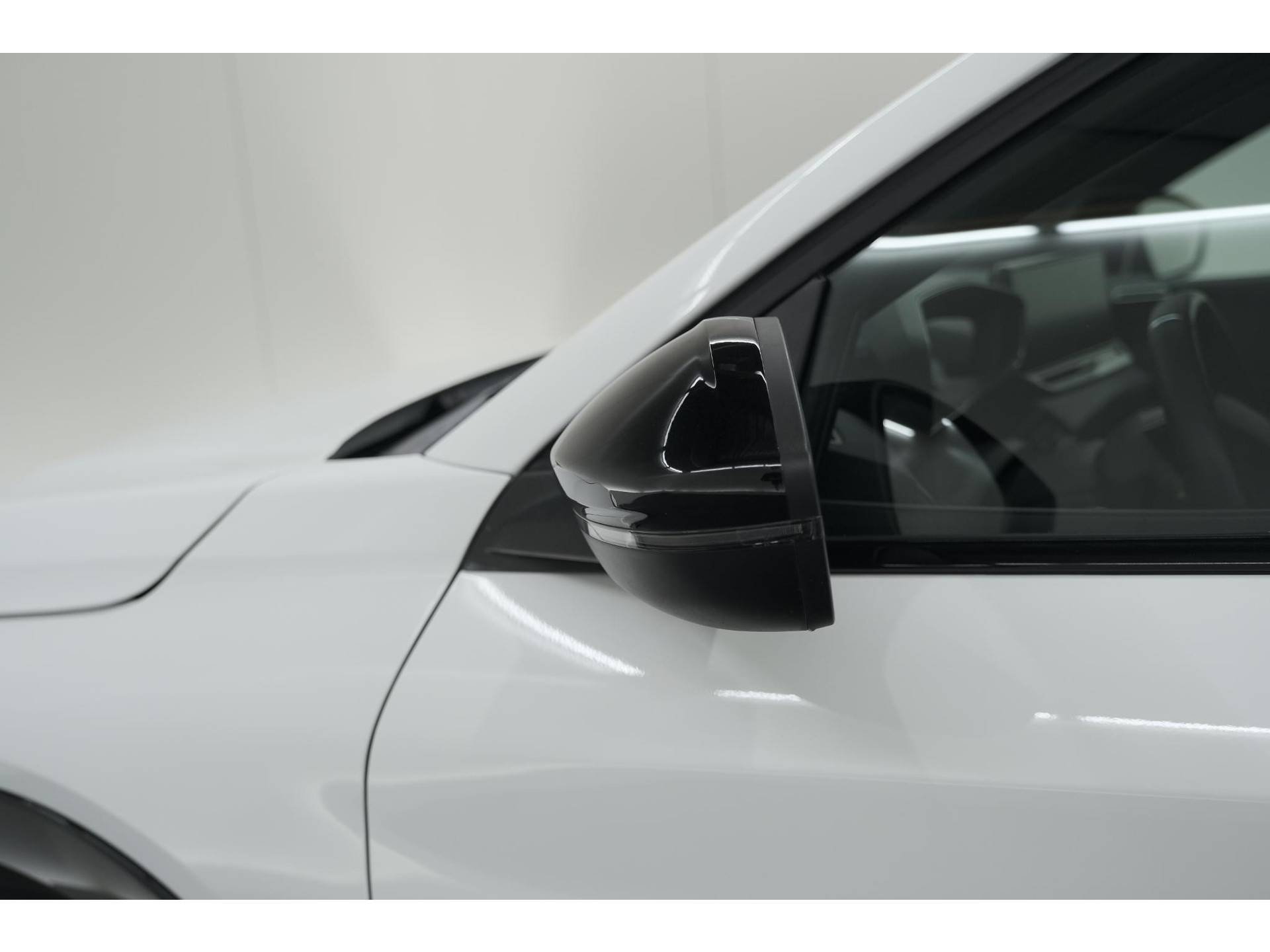 Peugeot 208 PureTech 100 GT | Camera | Navigatie | Sfeerverlichting | Apple Carplay | Parkeersensoren