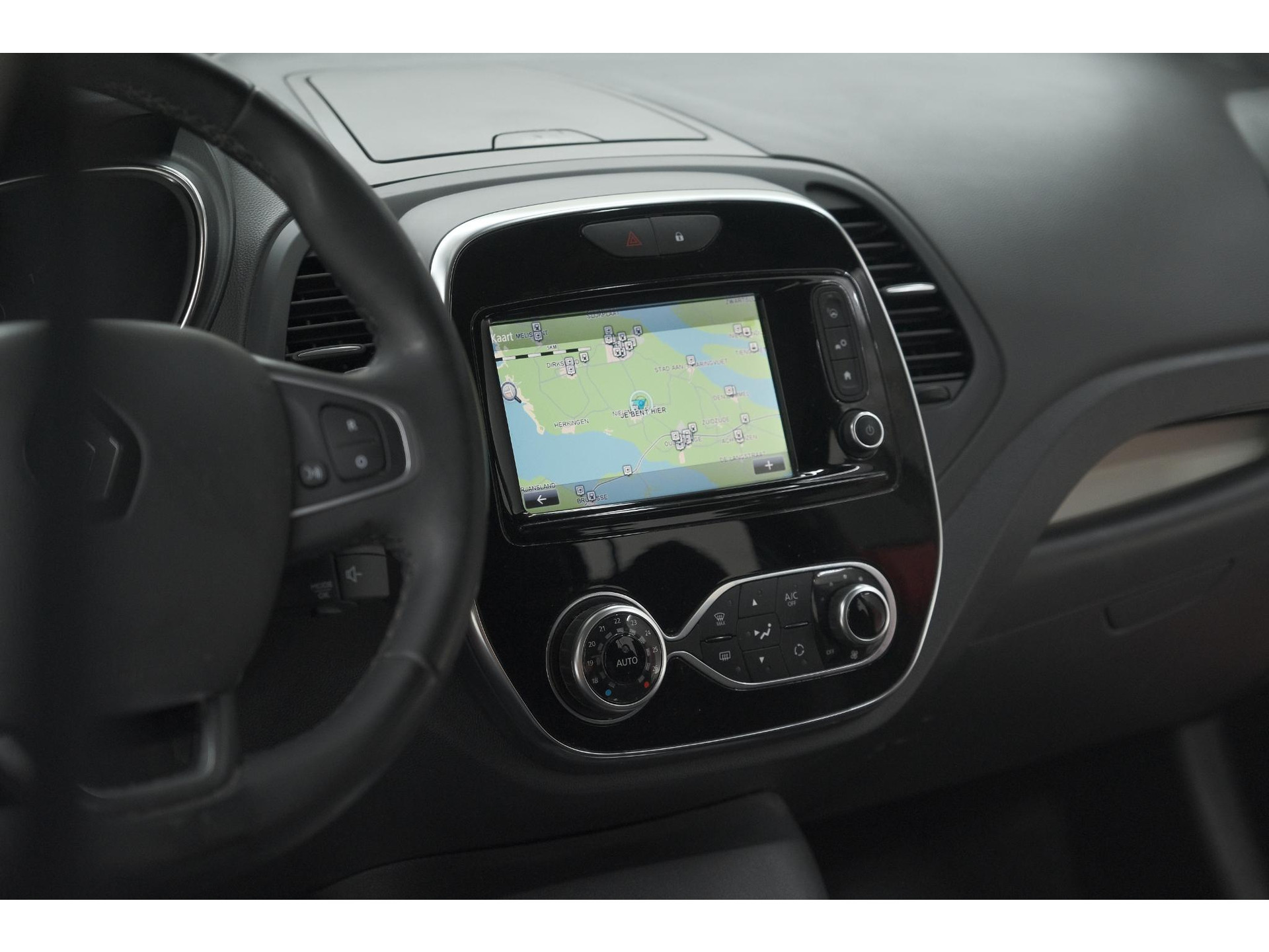 Renault Captur TCe 90 Intens | Trekhaak | Camera | Dodehoekdetectie | Navigatie