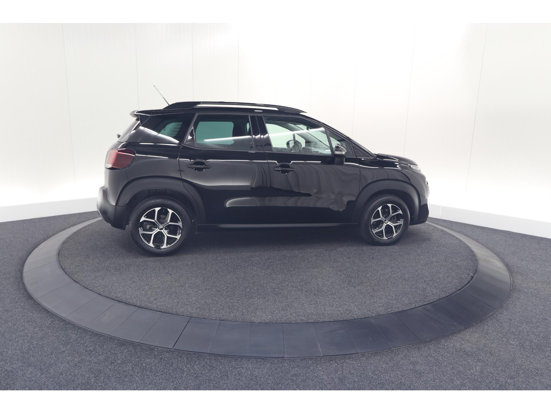 Citroen C3 Aircross PureTech 130 EAT6 Plus | Stoelverwarming | Apple Carplay | Parkeersensoren