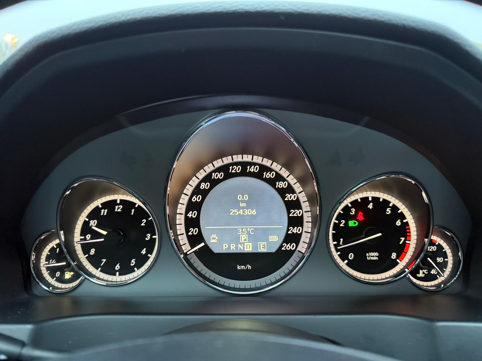 Mercedes-Benz E-klasse Coupé 200 CGI Avantgarde | 2E EIGENAAR | 3/6/12MND GARANTIE | LEDER | NAVI | CRUISE | LMV |