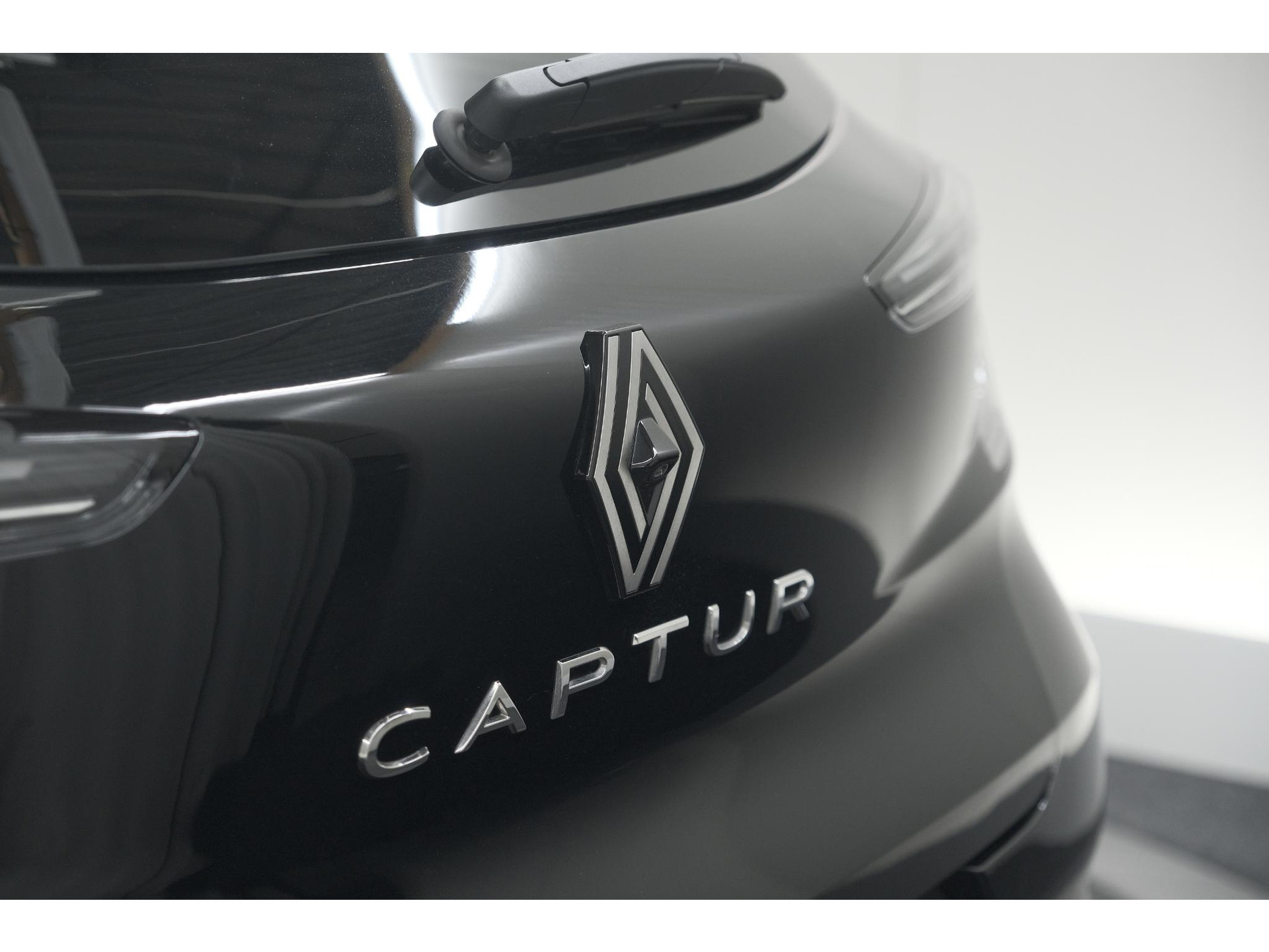 Renault Captur Mild Hybrid 160 EDC Techno | Camera | Navigatie | Apple Carplay | Pack Full Screen