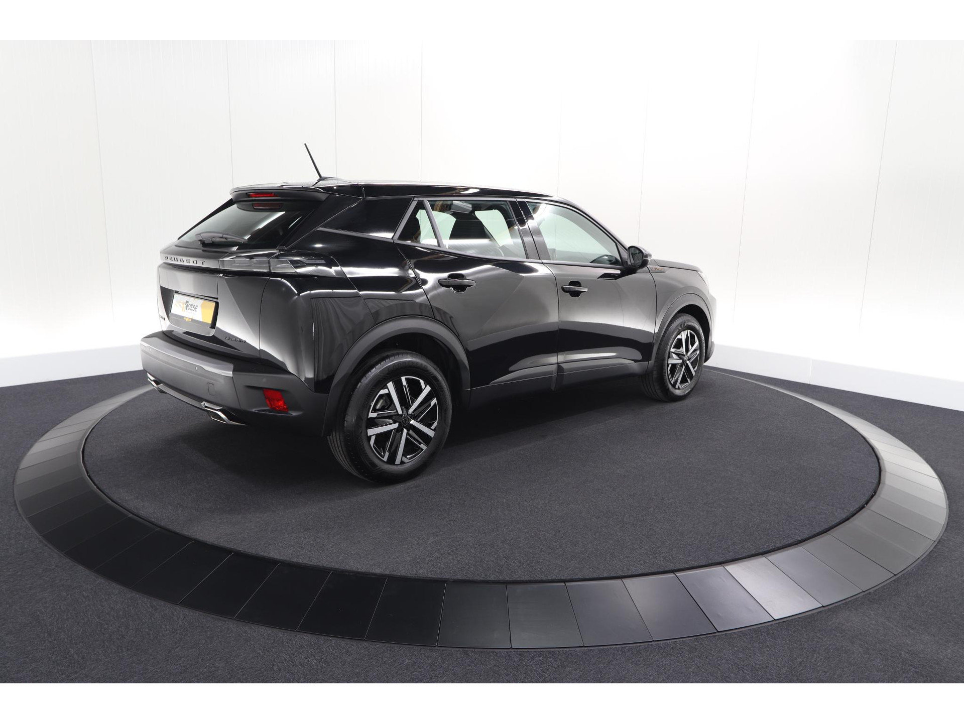 Peugeot 2008 1.2 Hybrid 136 Style | Apple Carplay | Parkeersensoren | Climate control