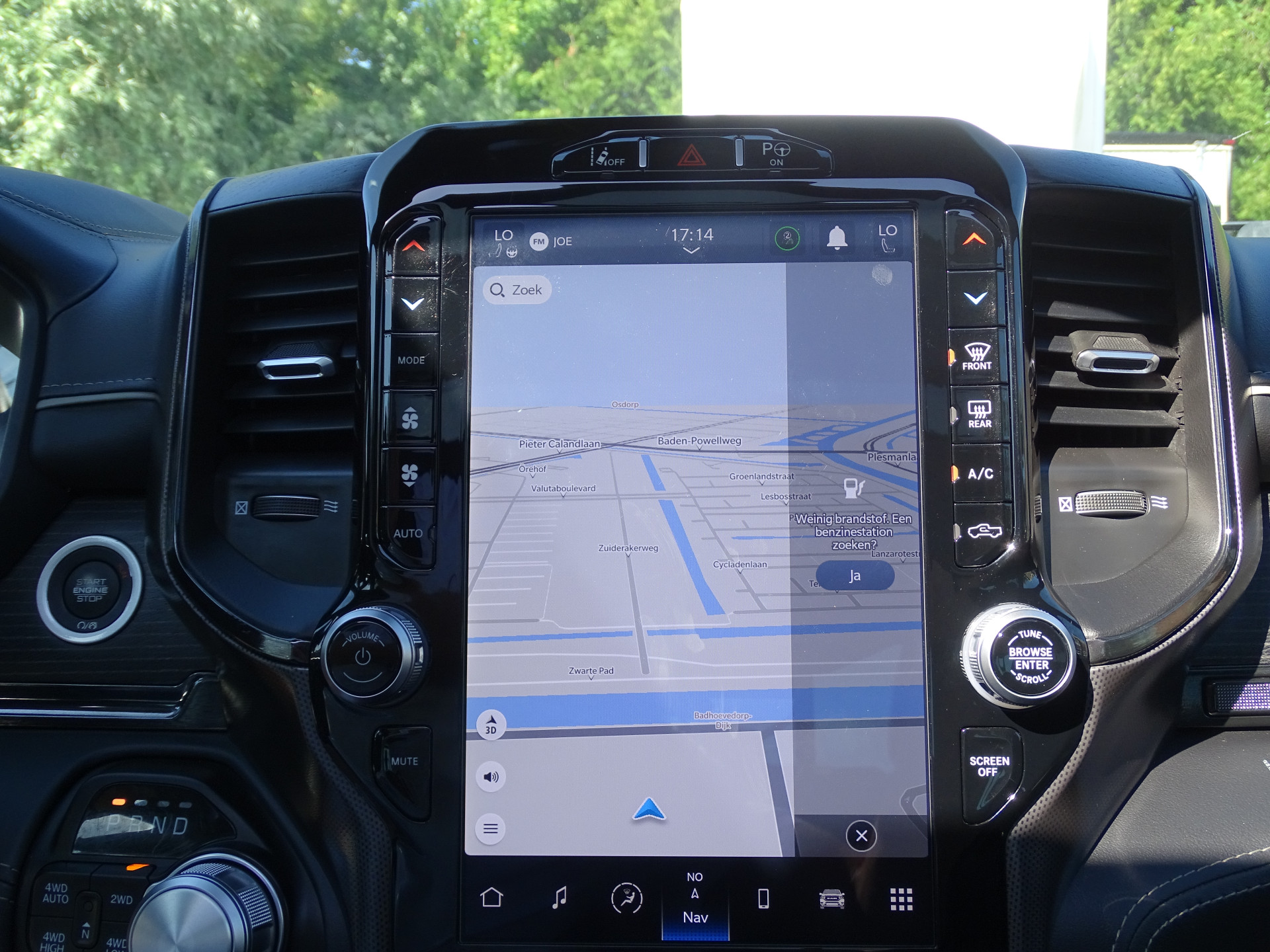 Dodge Ram 1500 5.7 V8 4x4 Crew Cab Limited