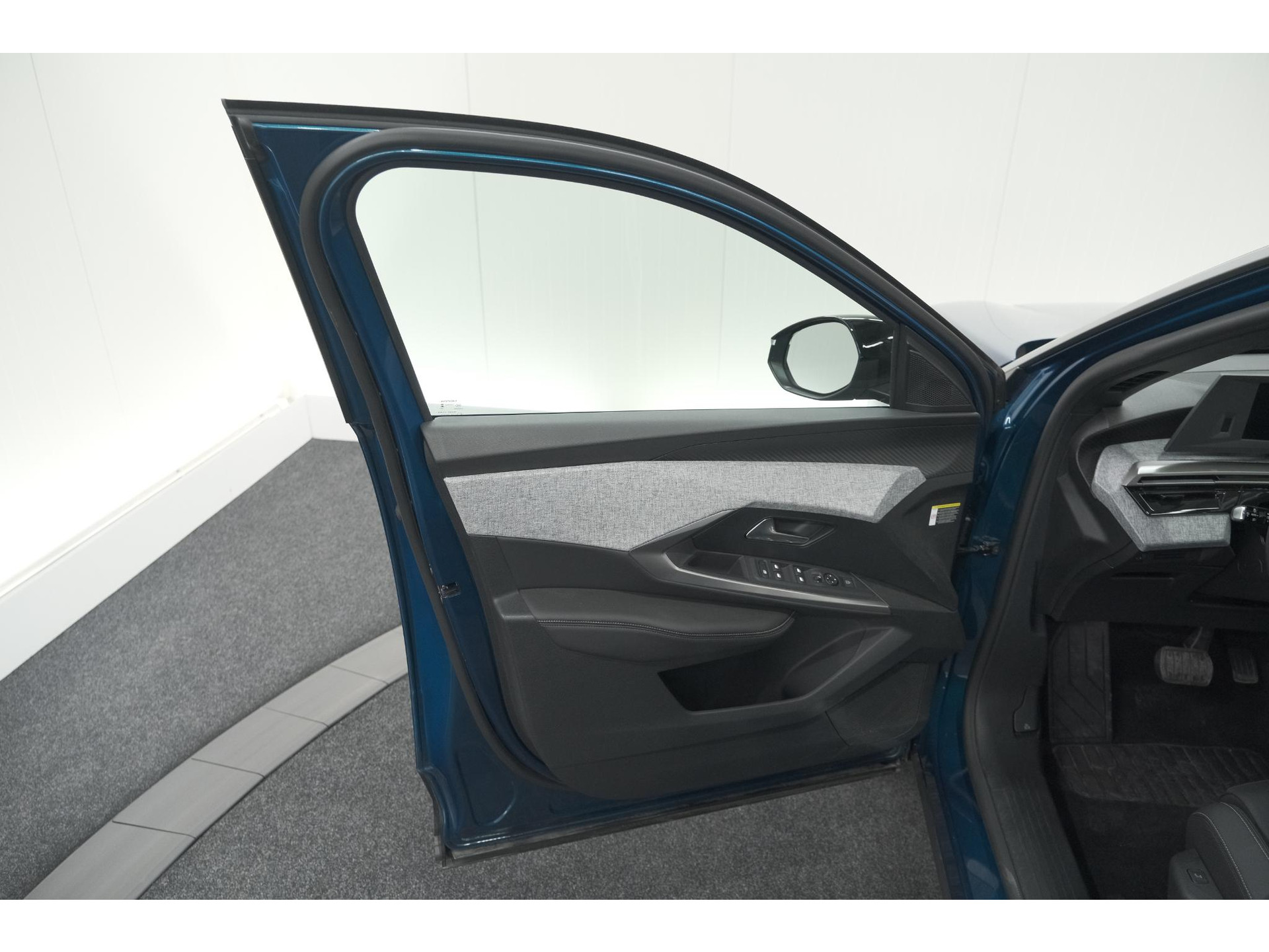 Peugeot 3008 Hybrid 136 e-DSC6 Allure | Camera | Apple Carplay | Parkeersensoren
