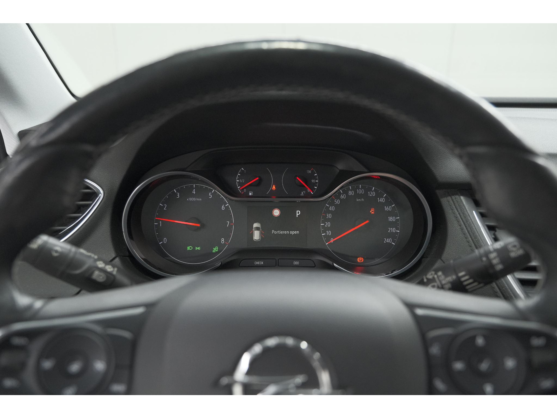 Opel Grandland X Turbo 130 EAT8 Innovation | Trekhaak | Dodehoekdetectie | Apple Carplay | Pack Winter