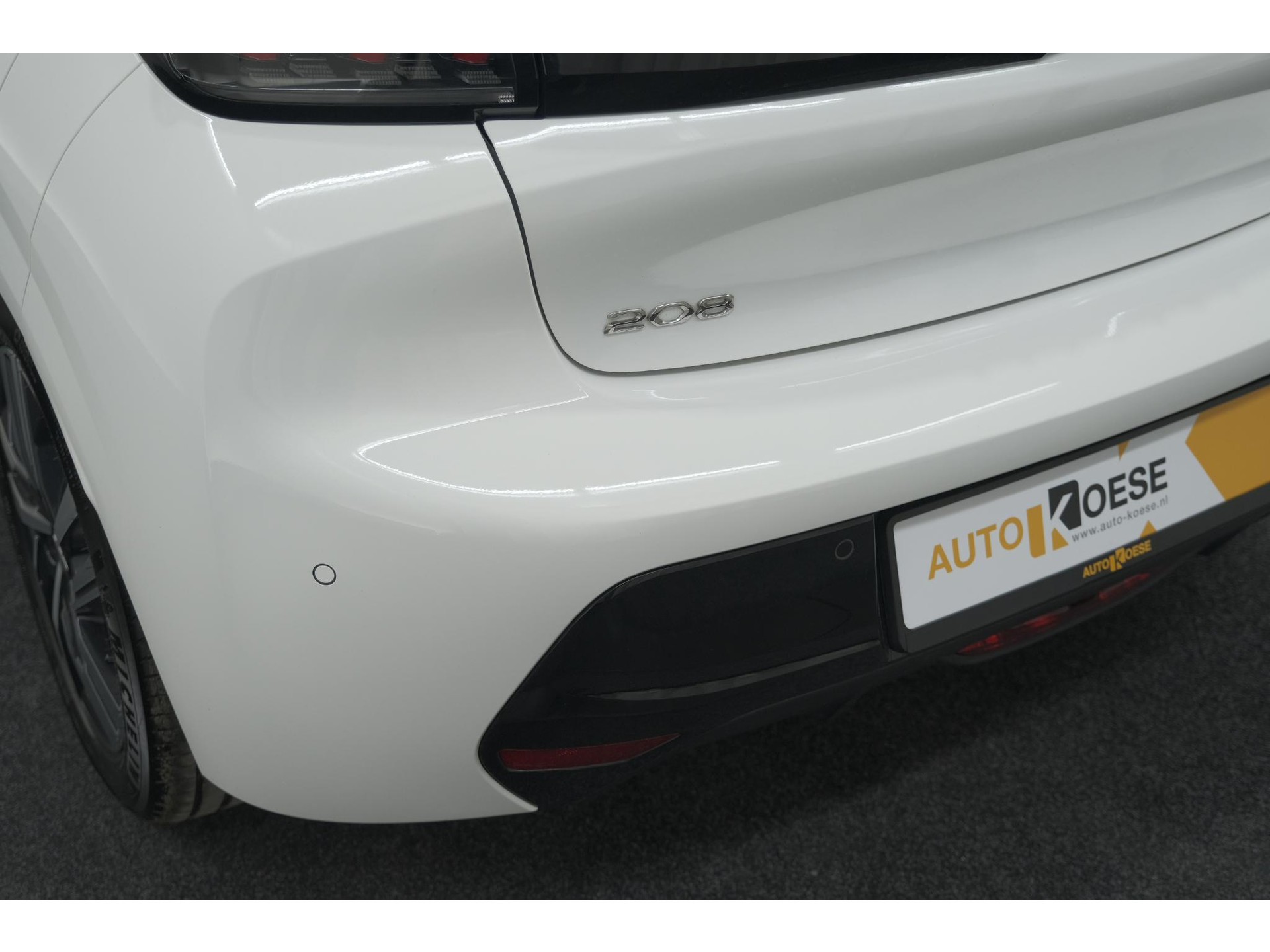 Peugeot 208 PureTech 100 Allure | Adaptieve Cruise Control | Camera | Apple Carplay