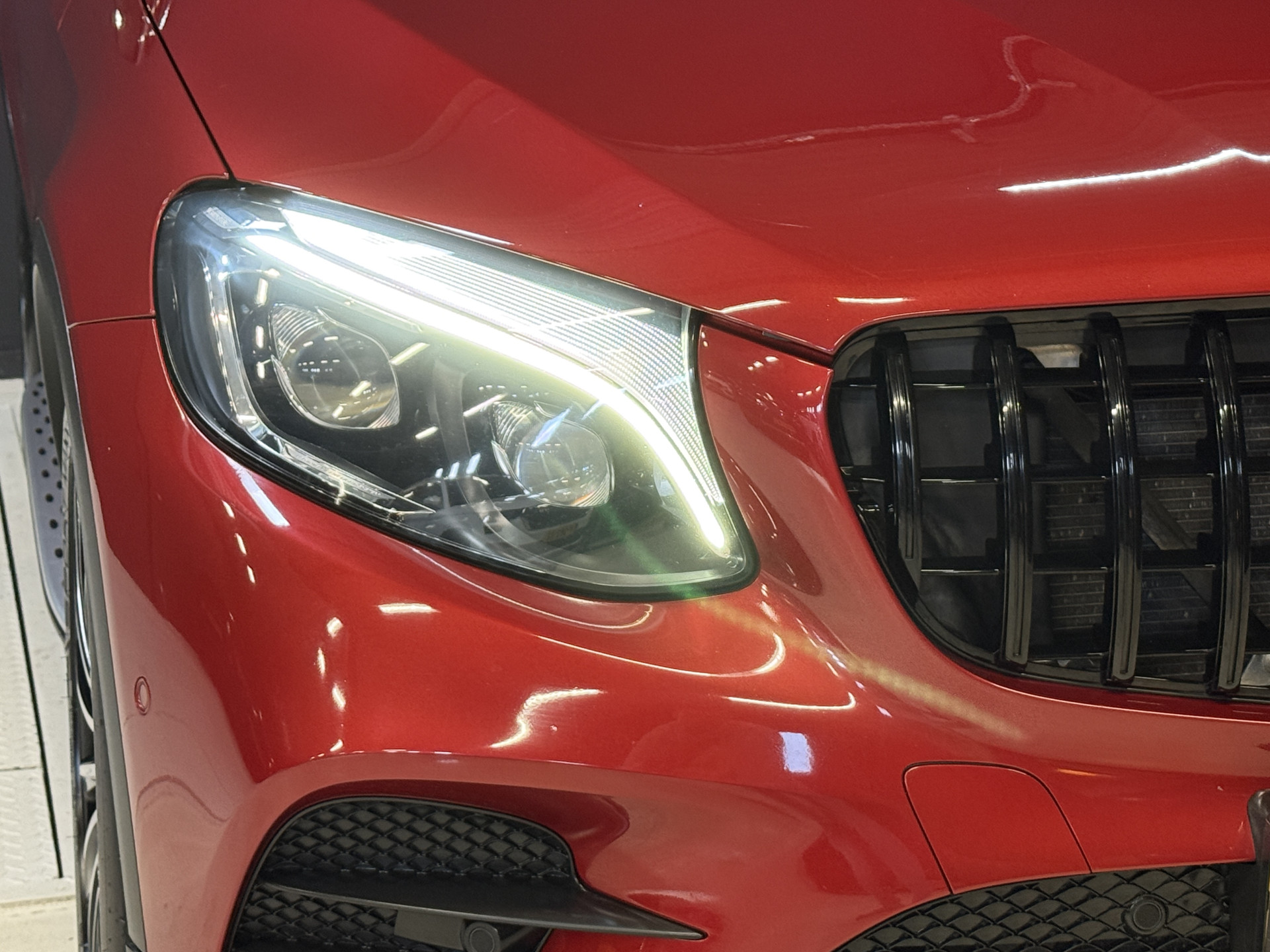 Mercedes-Benz GLC-klasse 250 4MATIC AMG Line Premium | Panoramadak | Stoelverwarming | Camera