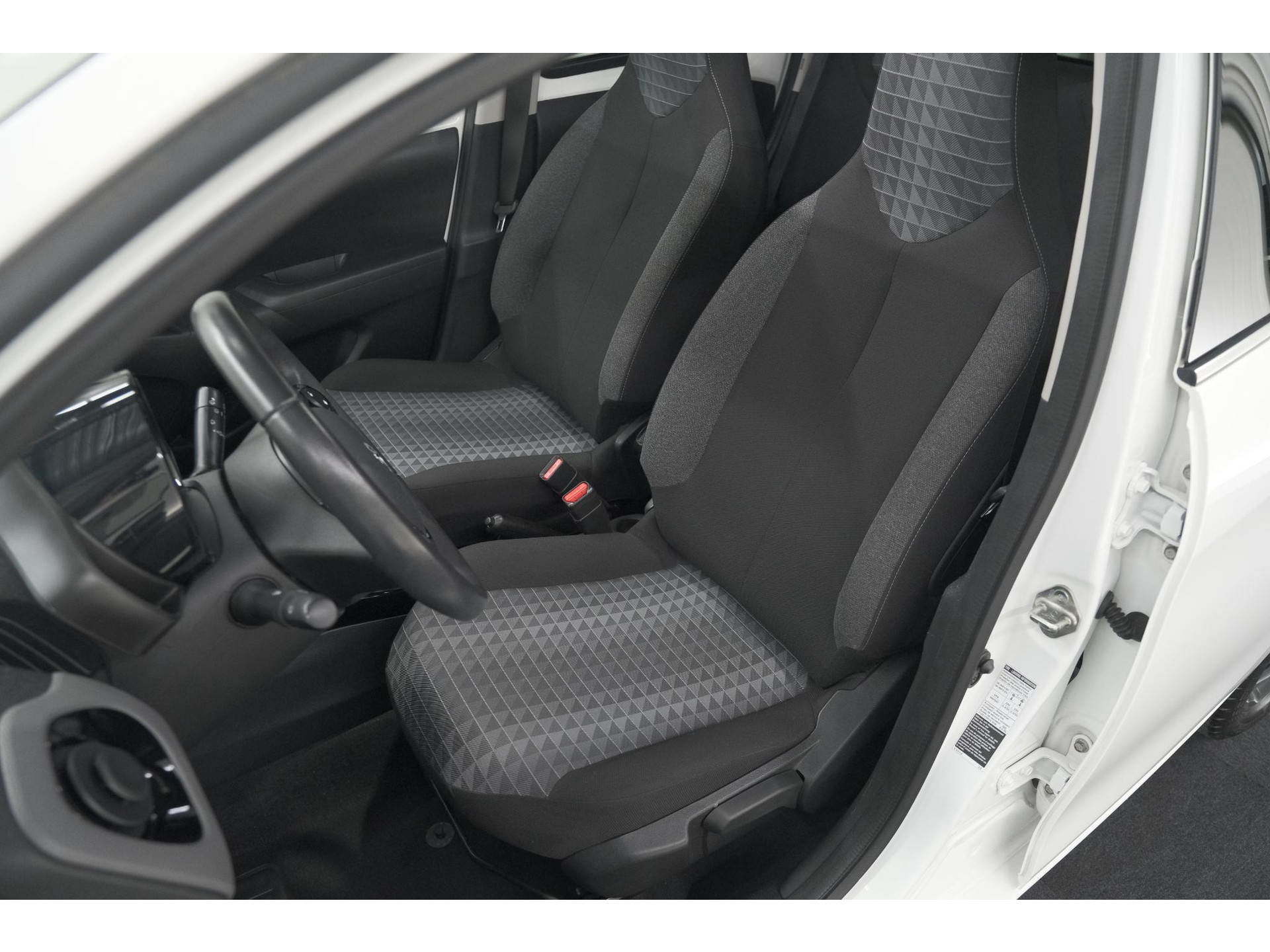 Peugeot 108 1.0 e-VTi Allure TOP! | Elektrisch Vouwdak | Camera | Navigatie | Climate Control