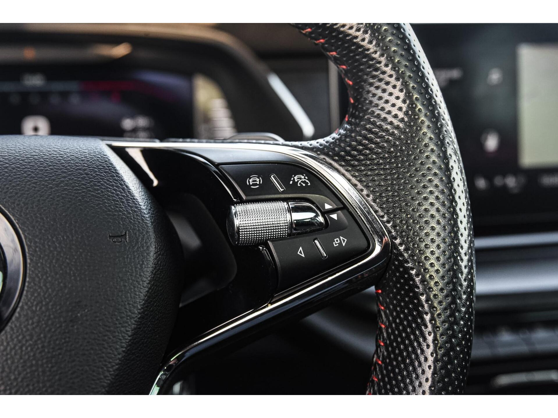 Skoda Octavia Combi RS iV 245PK Pano Matrix HUD