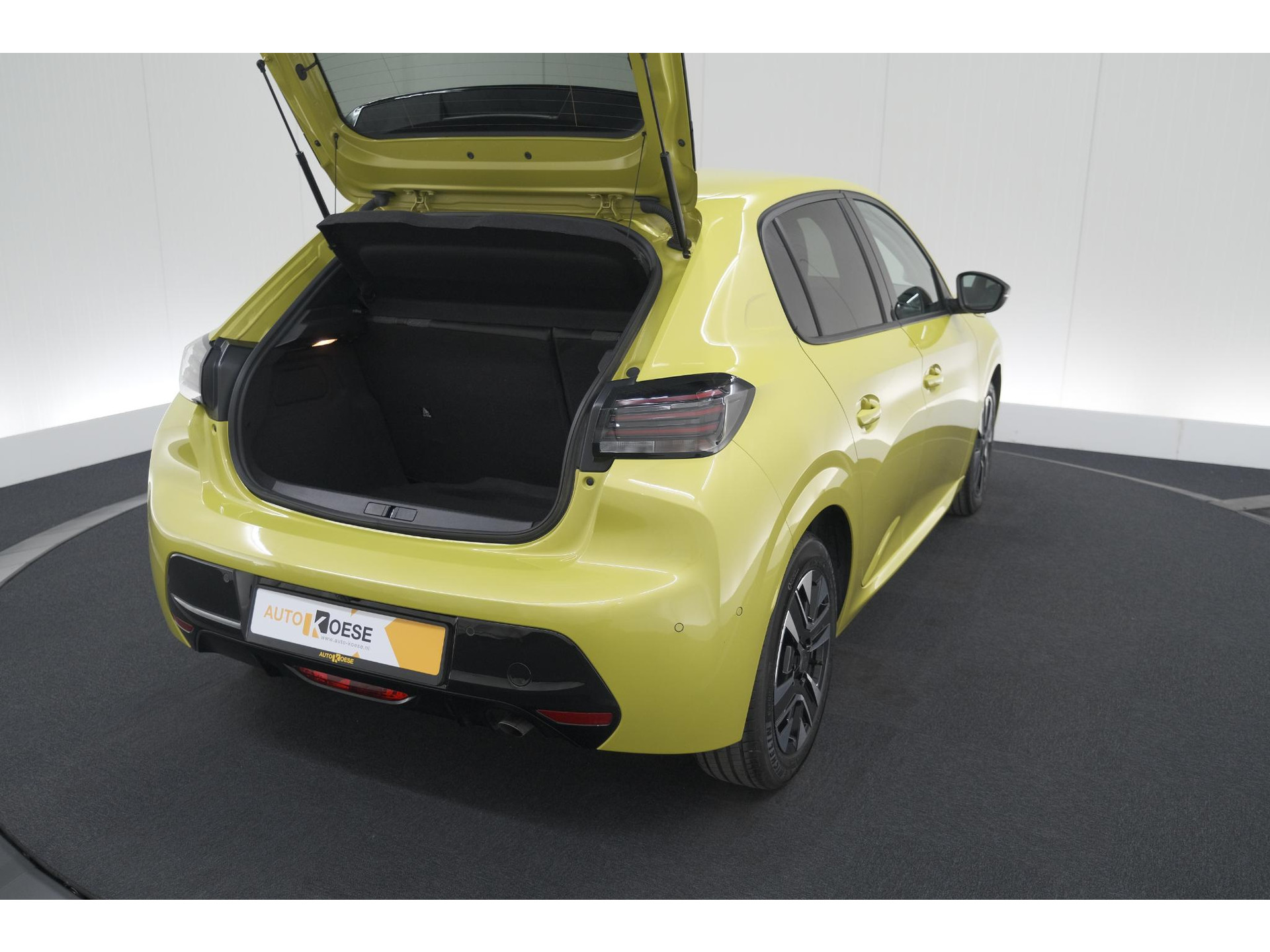 Peugeot 208 PureTech 100 Allure | 360 Camera | Vison Pack | Dodehoekdetectie | Apple Carplay