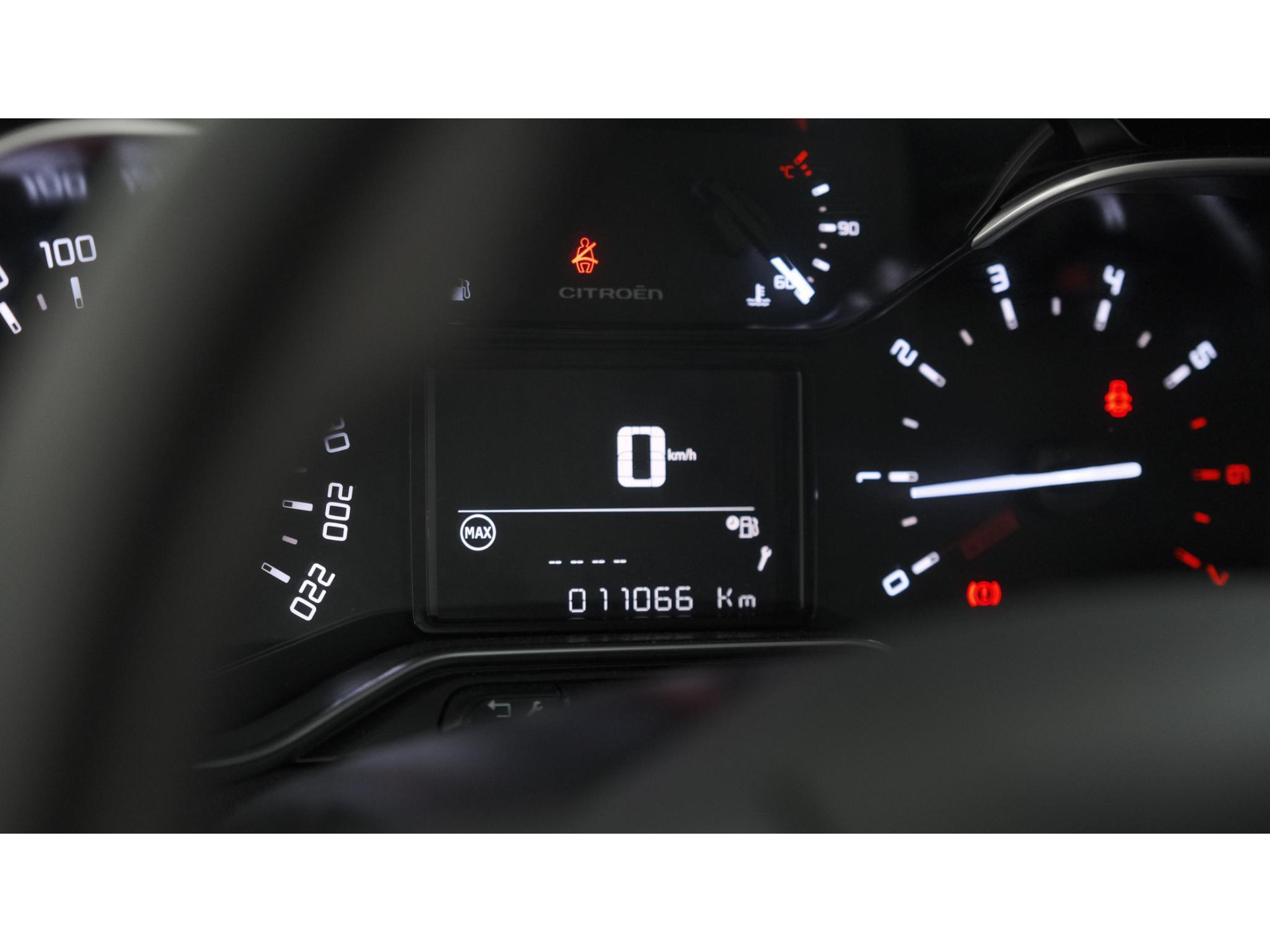Citroen C3 PureTech 82 Feel Edition | Apple Carplay | Parkeersensoren | Navigatie | Climate Control | 16 Inch Velgen