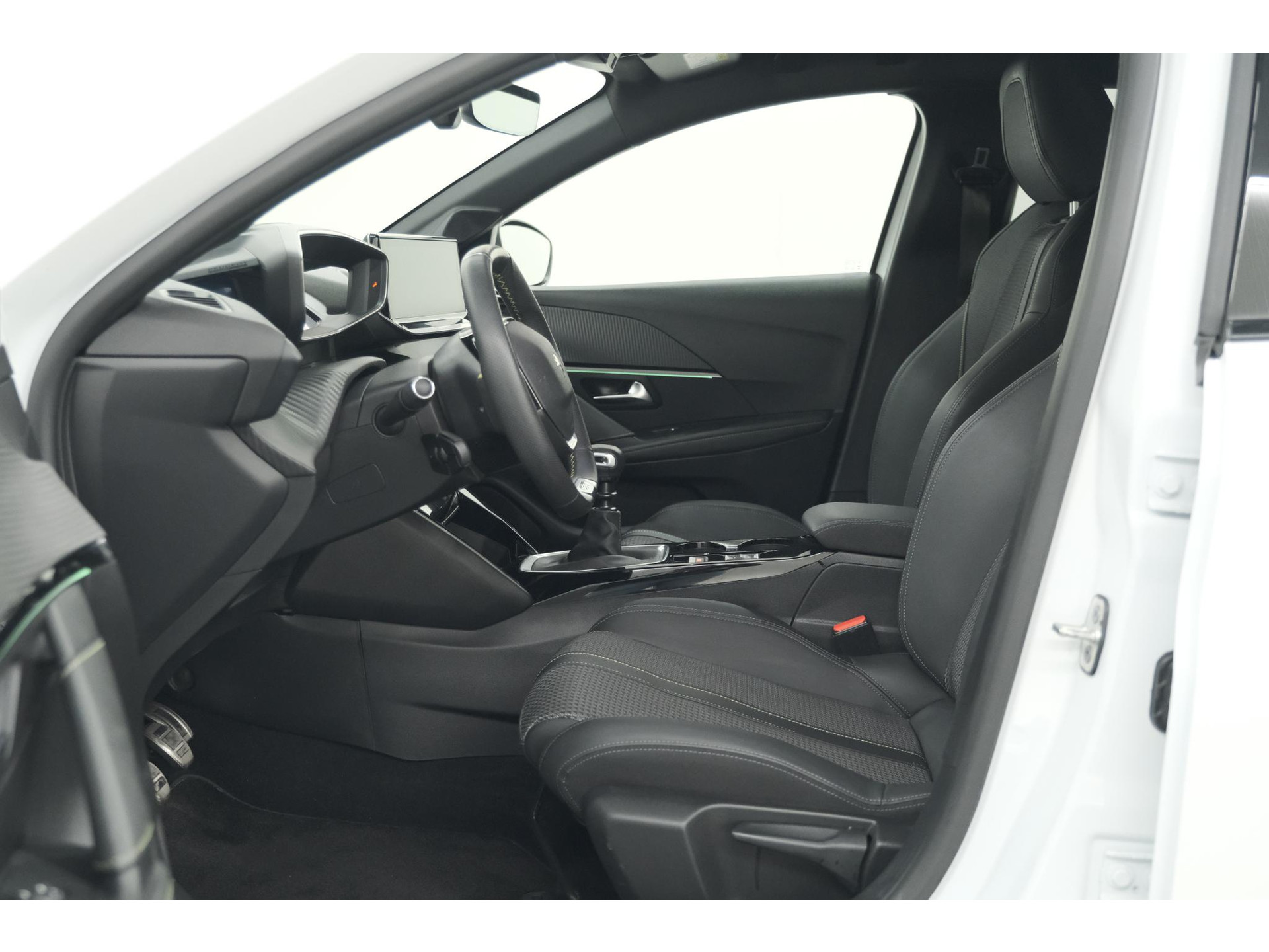 Peugeot 208 PureTech 100 GT | Camera | Navigatie | Sfeerverlichting | Apple Carplay | Parkeersensoren