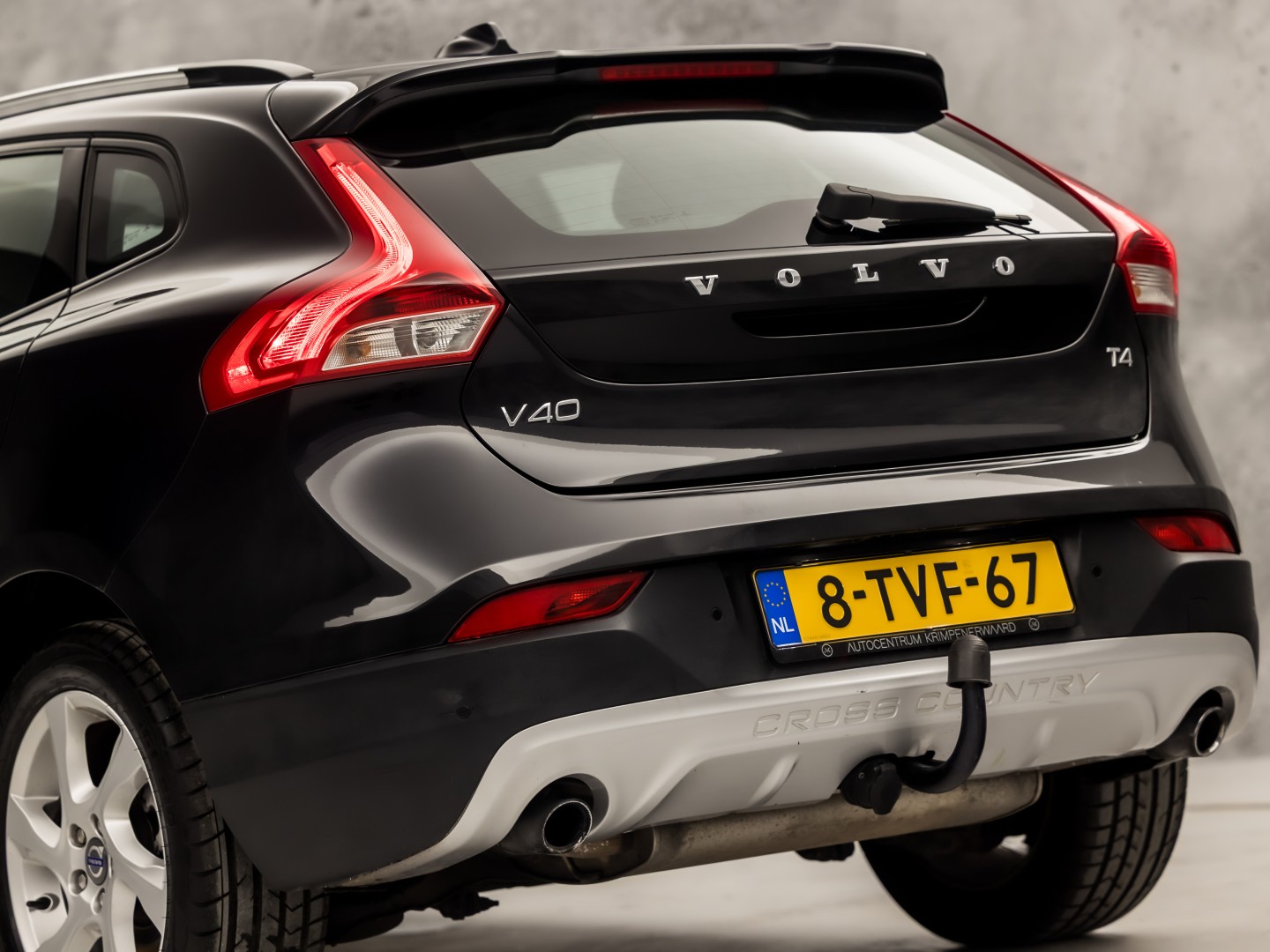 Volvo V40 Cross Country 1.6 T4 Sport 179Pk (NAVIGATIE, CLIMATE, TREKHAAK, SPORTSTOELEN, PARKEERSENSOREN, CRUISE, NIEUWSTAAT)