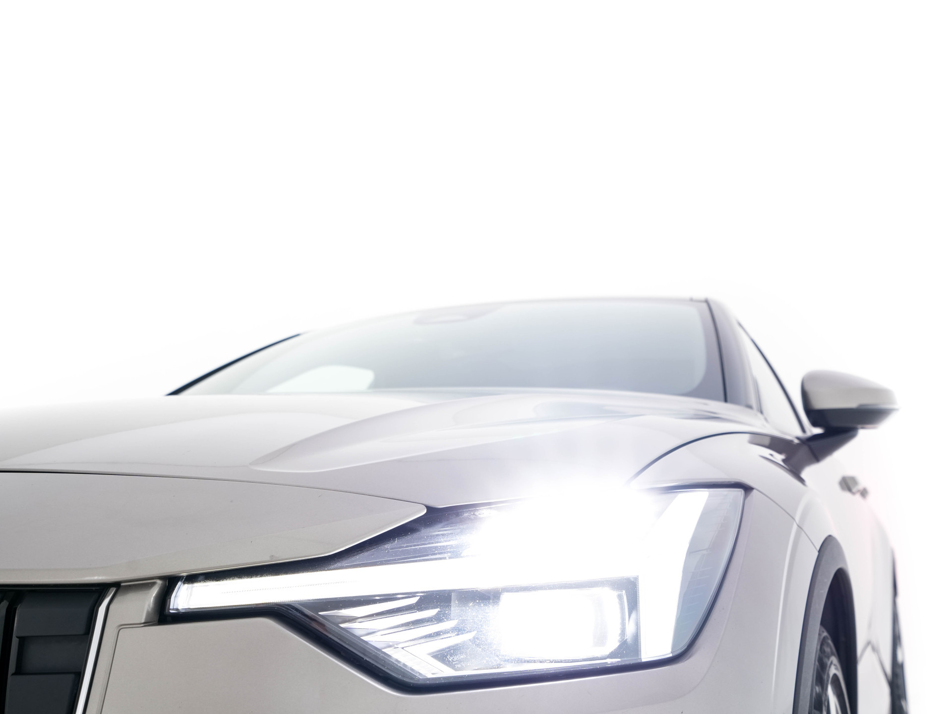 Polestar 2 Long Range Dual Motor Launch Edition 78kWh [ 3-Fase ] {SOH-93%} (INCL-BTW) *PANO | HARMAN/KARDON-AUDIO | FULL-LED | TOPVIEW | BLINDSPOT |  KEYLESS | MEMORY-PACK | ADAPTIVE CRUISE | CARPLAY | HEATED-SPORTSEATS | DIGI-COCKPIT | 20"ALU*