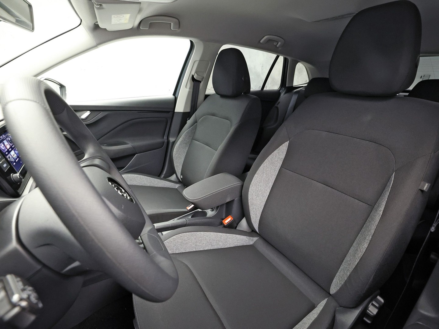 Škoda Scala 1.0 TSI Sport (CRUISE, GETINT GLAS, SPORTSTOELEN, LED KOPLAMPEN, ELEK PAKKET, NIEUWE APK, NIEUWSTAAT)