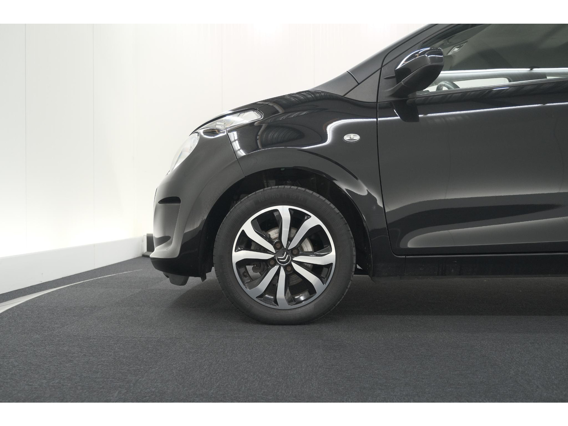 Citroen C1 1.0 VTi Shine | Automaat | Stoelverwarming | Camera | Lederen bekleding