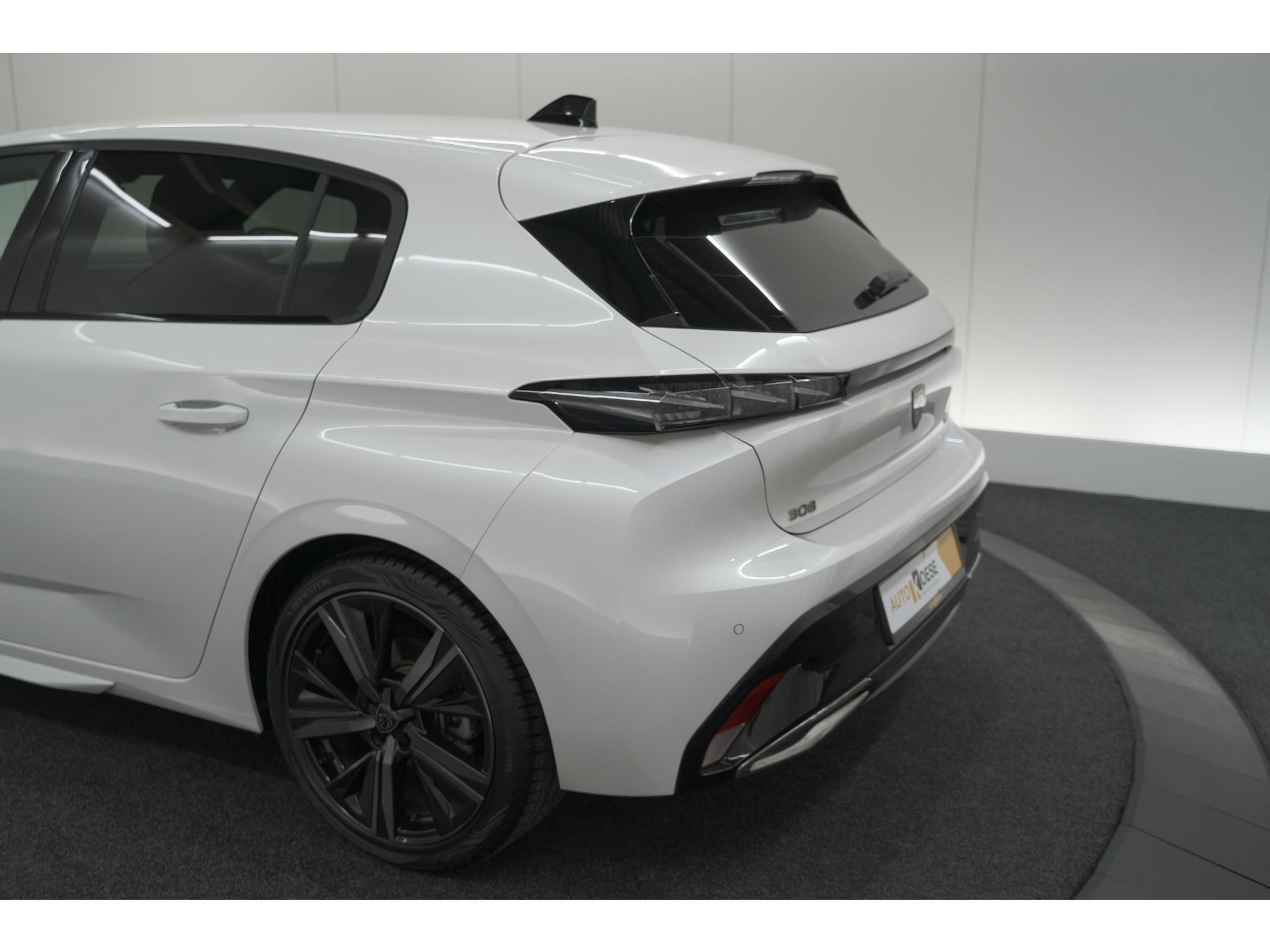 Peugeot 308 PureTech 130 GT | 360 Camera | Stoelen-Pakket | Adaptieve Cruise Control | Apple Carplay