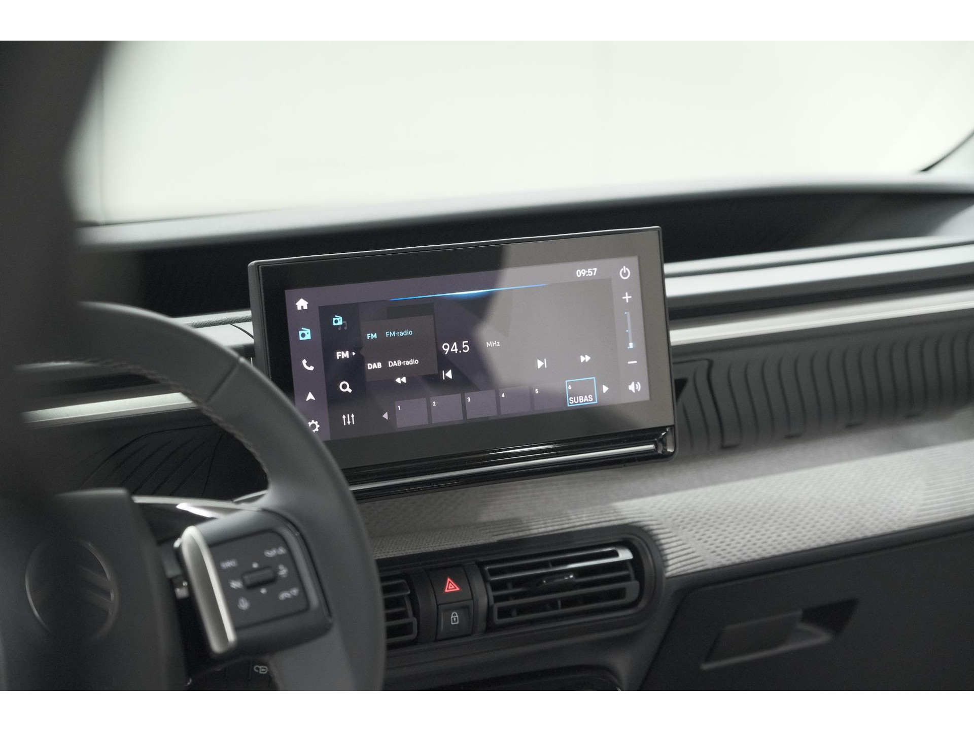 Citroen Ë-C3 Max 113pk 44 kWh | 7 KW Laadfunctie | Camera | Navigatie | Apple Carplay | Parkeersensoren