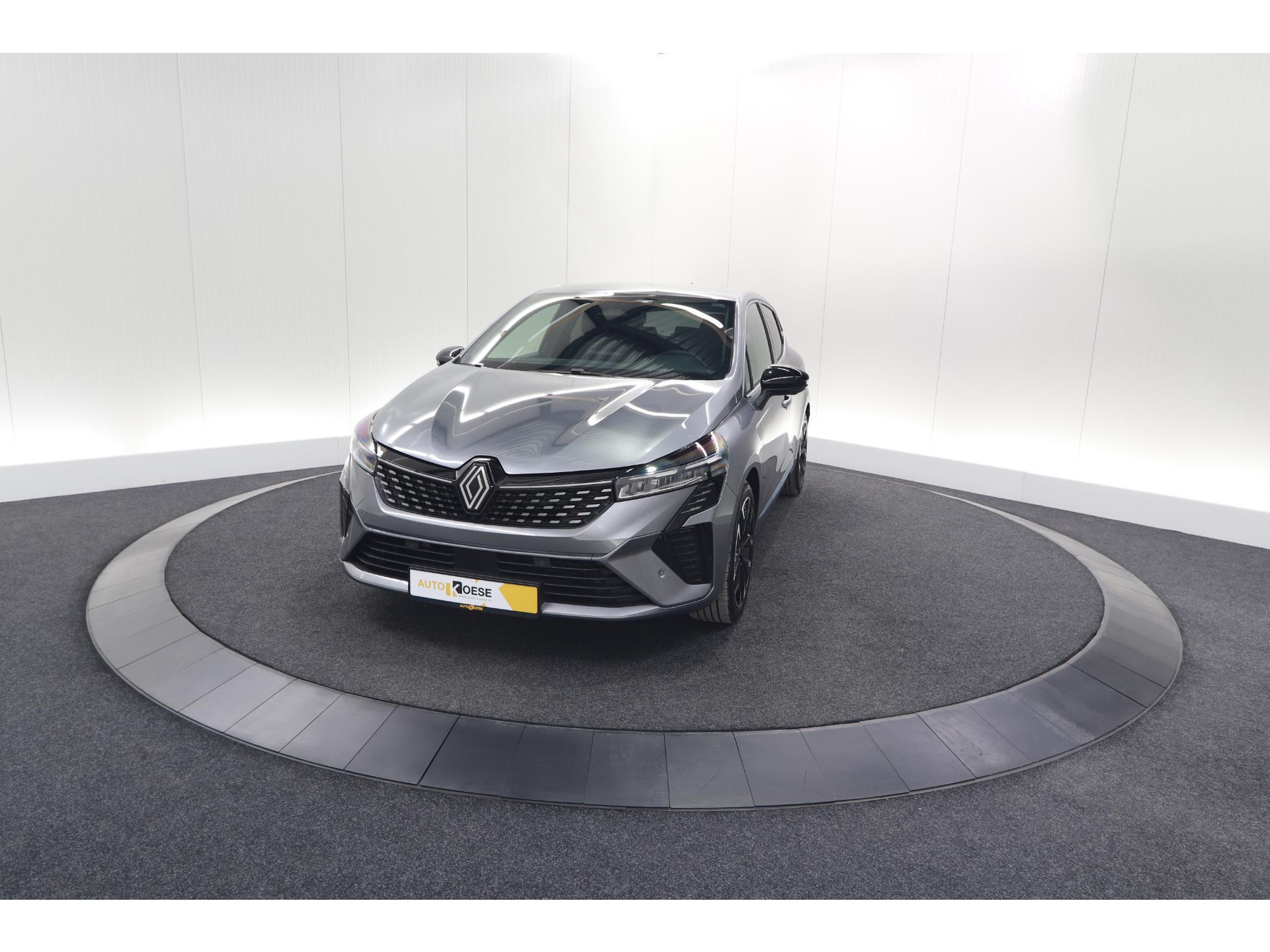 Renault Clio 1.6 E-Tech Full Hybrid 145 Techno | 360 Camera | Bose Audio | Stoelverwarming | 9.3 Inch Groot Scherm