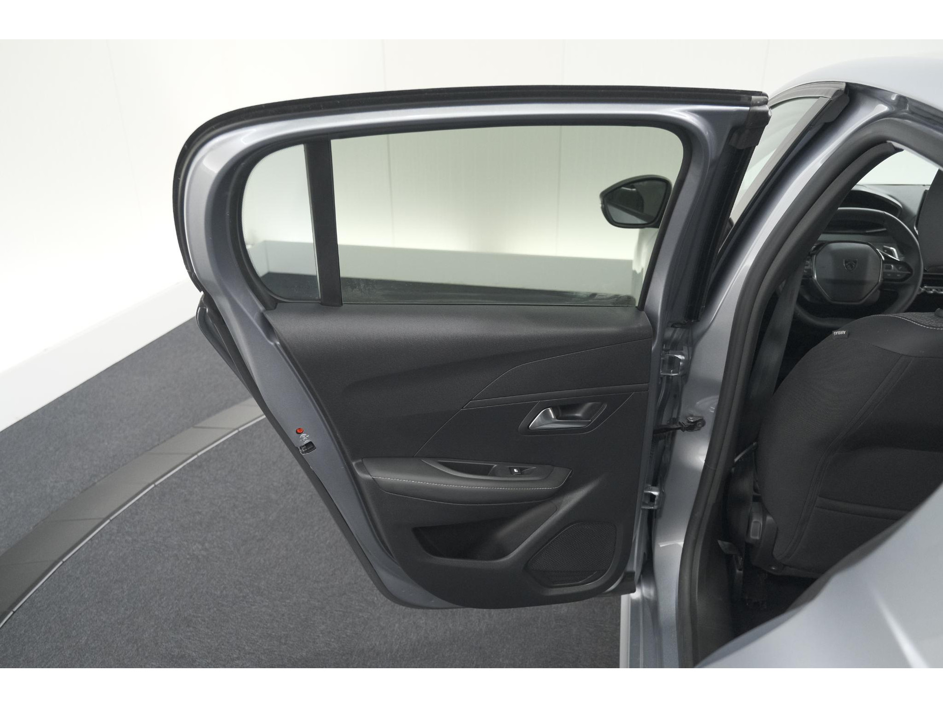 Peugeot 208 1.2 Hybrid 110 e-DSC6 Allure | IJSKOUDE Climate Control | Apple Carplay | Parkeersensoren