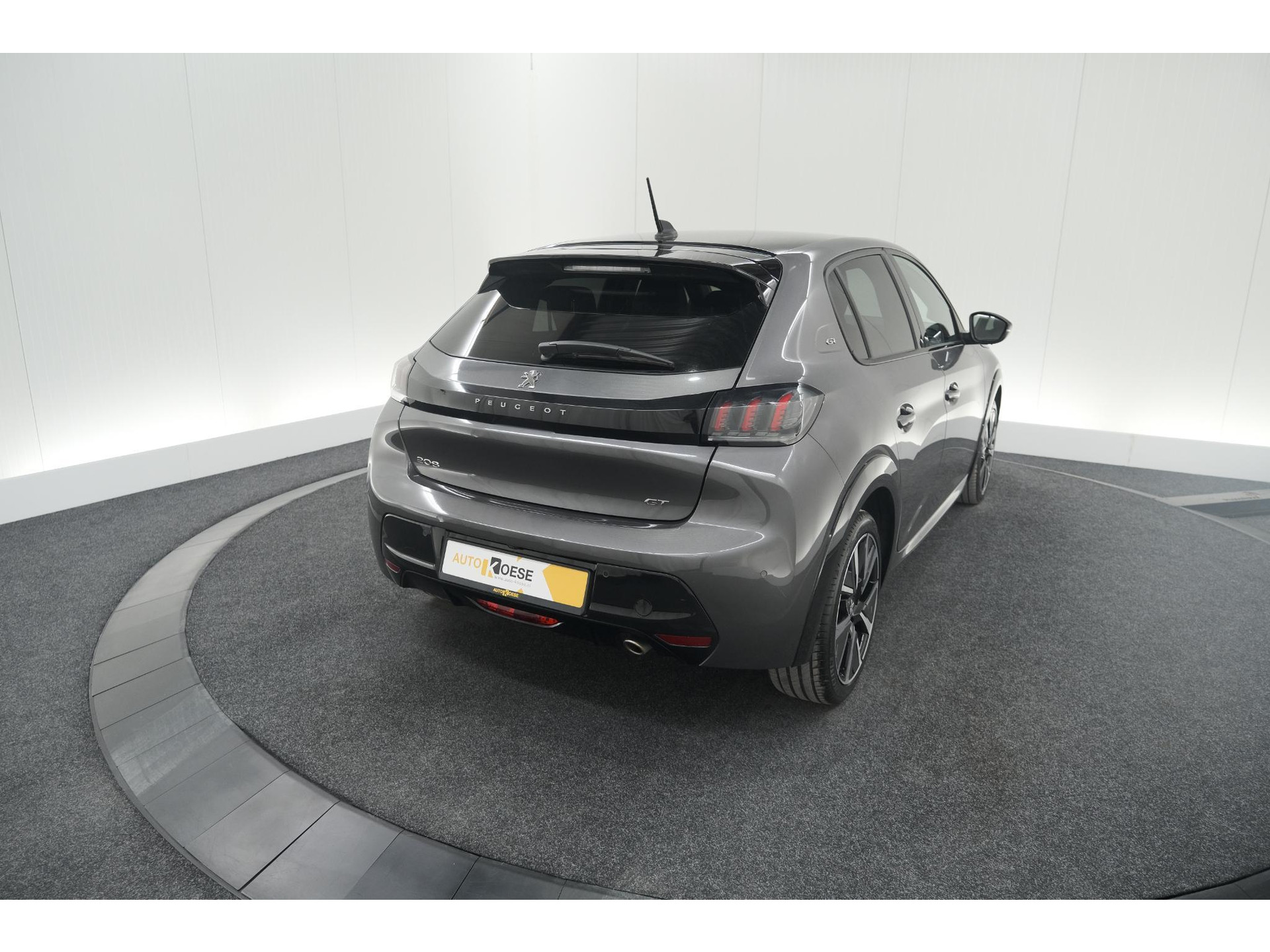 Peugeot 208 PureTech 100 GT | Camera | Adaptieve Cruise Control | Navigatie | Apple Carplay