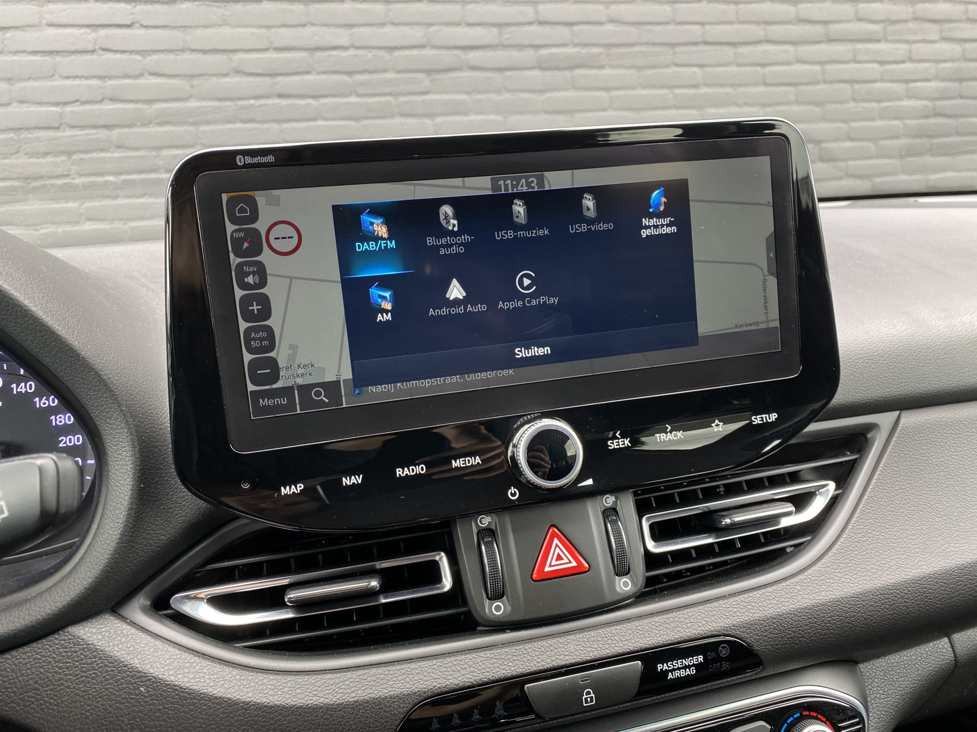 Hyundai i30 Wagon 1.5 T-GDi  MHEV 160 pk Comfort Smart AUT. | navigatie | stoel-/stuurverw. | camera | trekhaak | parkeersensoren