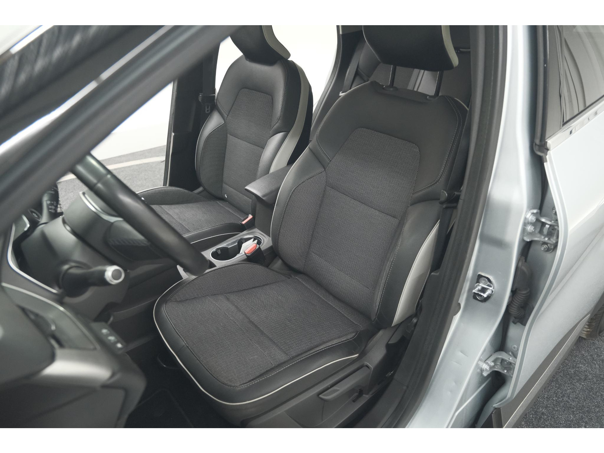 Renault Captur TCe 100 Intens | Camera | Navigatie | Parkeersensoren