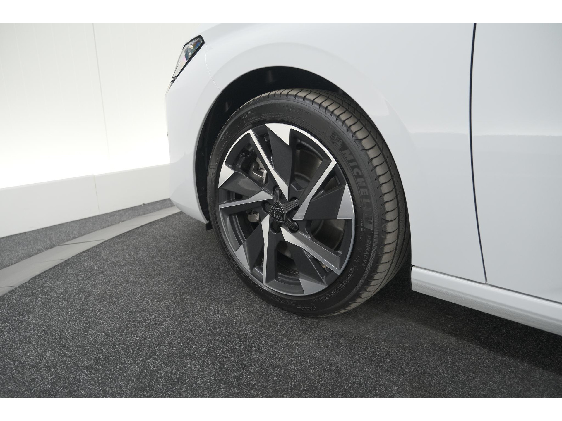 Peugeot 308 SW 1.6 Plug-in Hybrid 180 Allure | Perfecte Staat | 360 Camera | Adaptieve Cruise Control | Navigatie | Apple Carplay