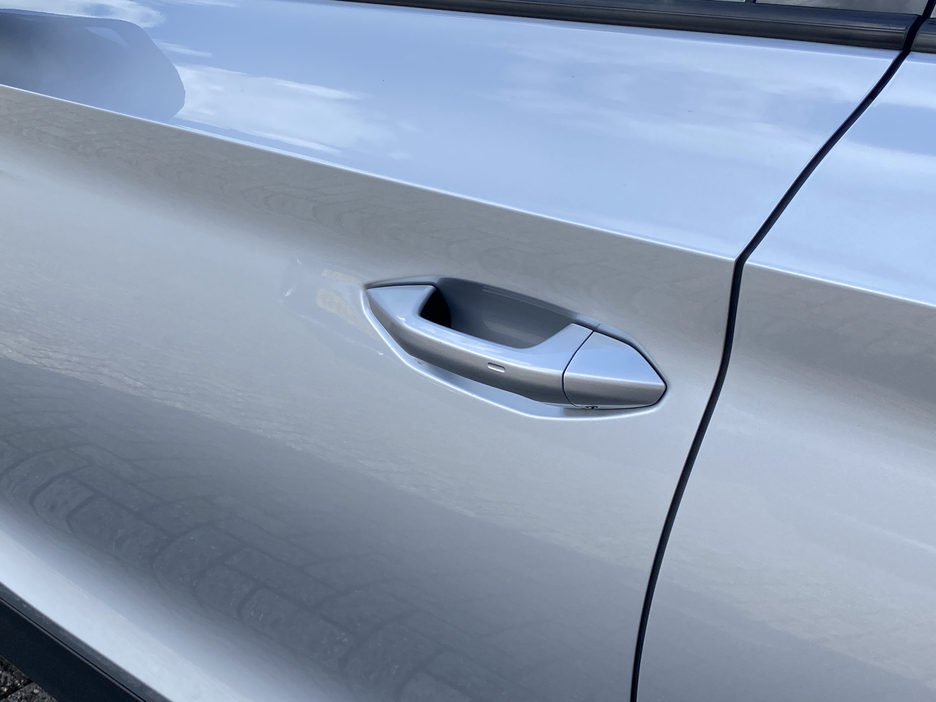 ŠKODA Enyaq iV 60 | 1e eigenaar | dealer onderhouden | navigatie | camera | sfeerverlichting | apple carplay | SOH 92%