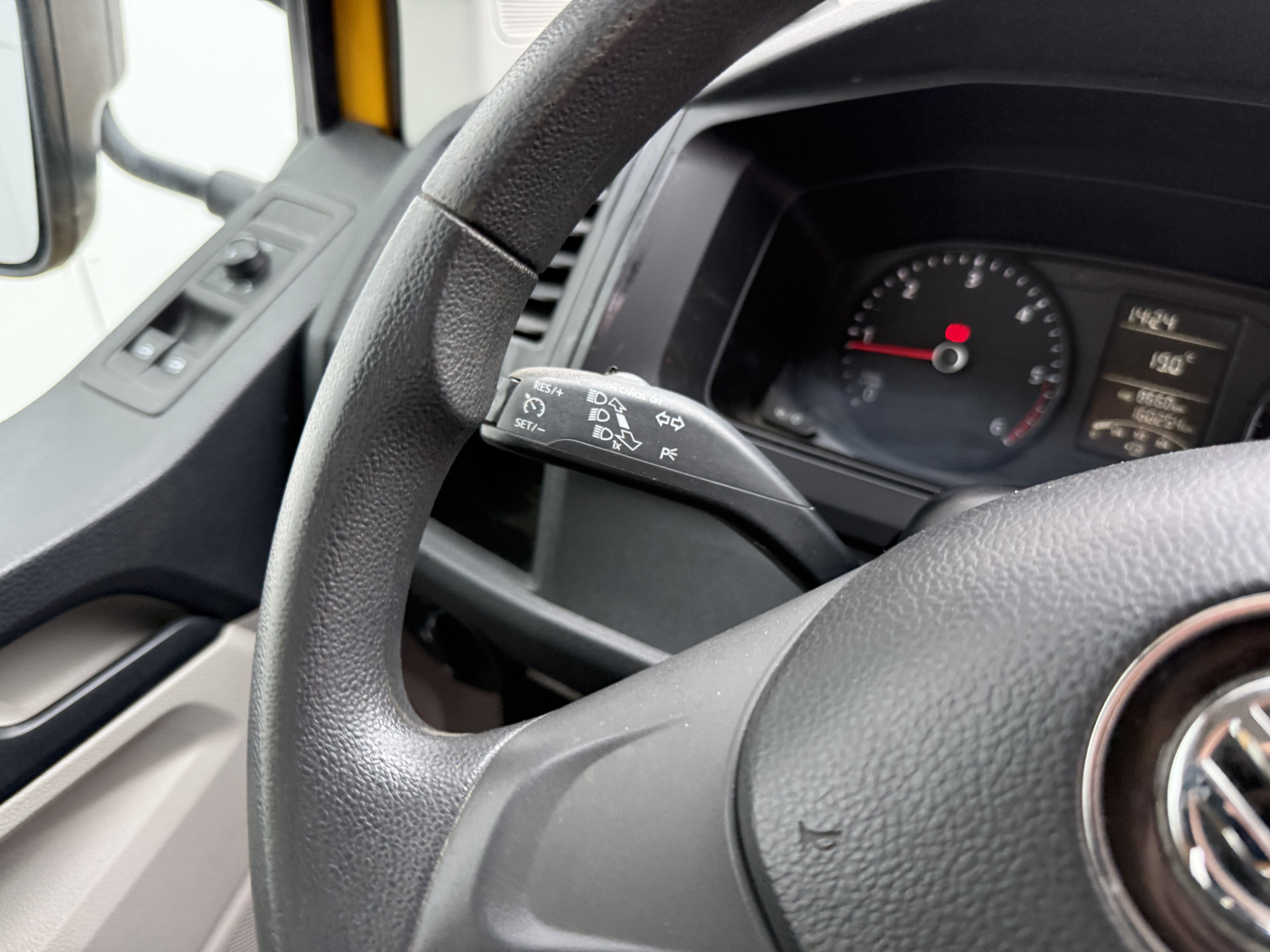 Volkswagen Transporter T6 150PK Open Laadbak Cruise Control Airco 2.2T Trekhaak Pritische Pickup Open Box