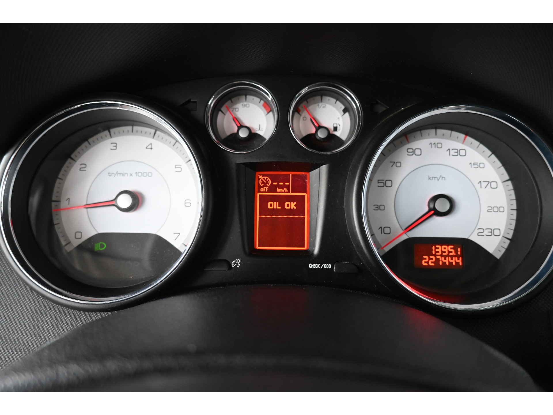 Peugeot 308 1.6 THP XT Airco Panoramadak Cruise Control LEES TEKST! Inruil Mogelijk!