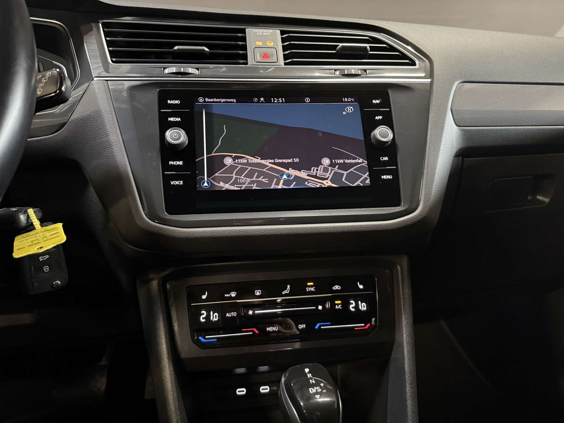 Volkswagen Tiguan Allspace 1.5 TSI Life Business 7p. | Massagestoel | Trekhaak | Camera | Stoel/Stuurverwarming | Carplay | Adaptive cruise